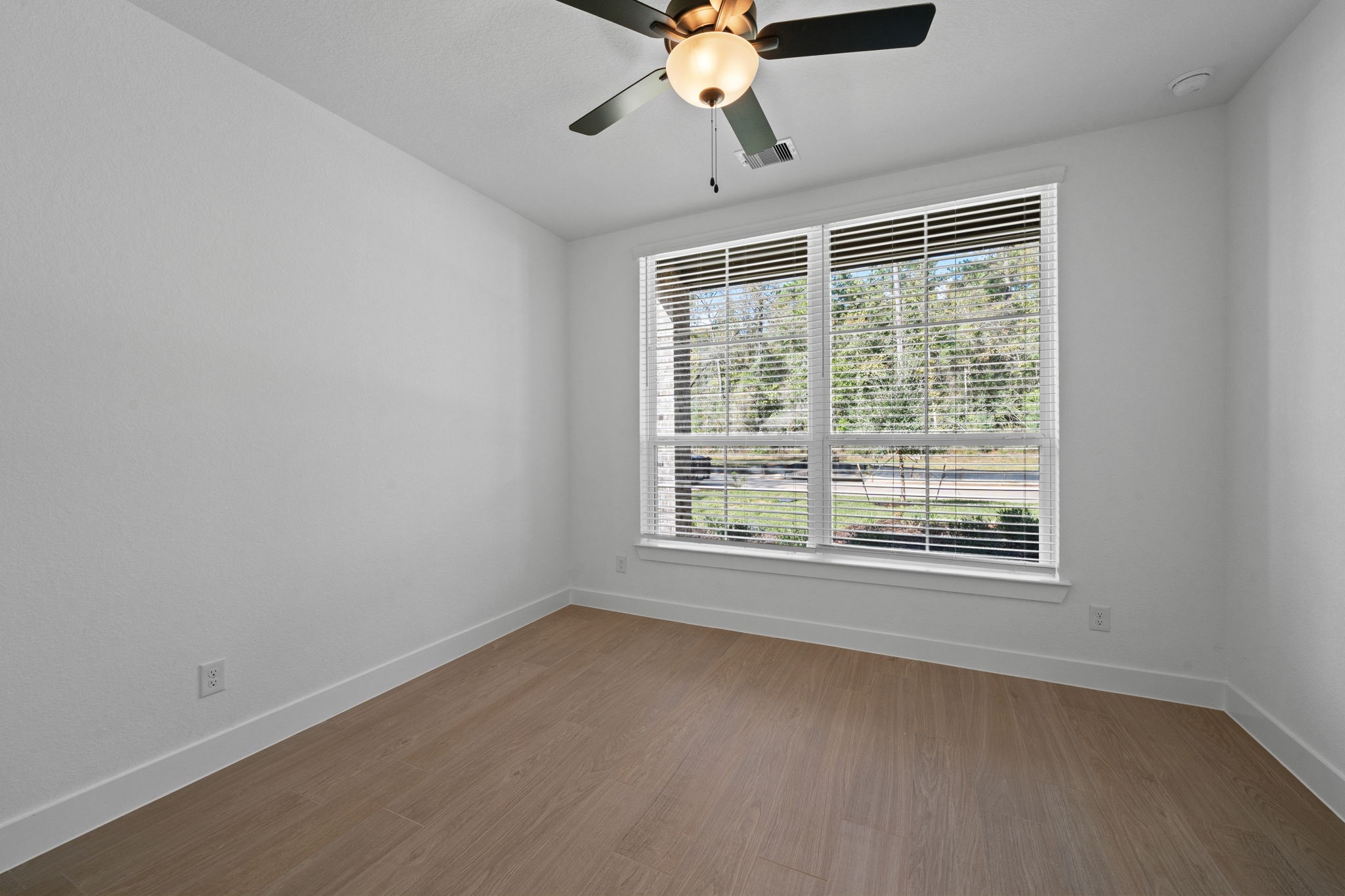 215 Congo Bay Circle Property Photo 16