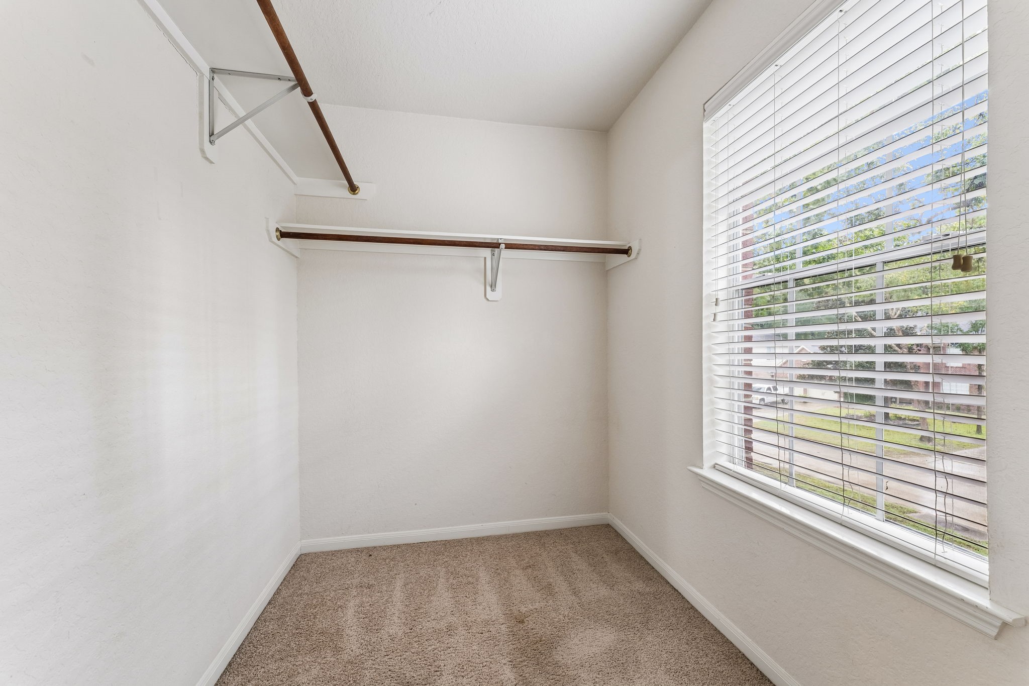 185 W Misty Dawn Drive Property Photo 37