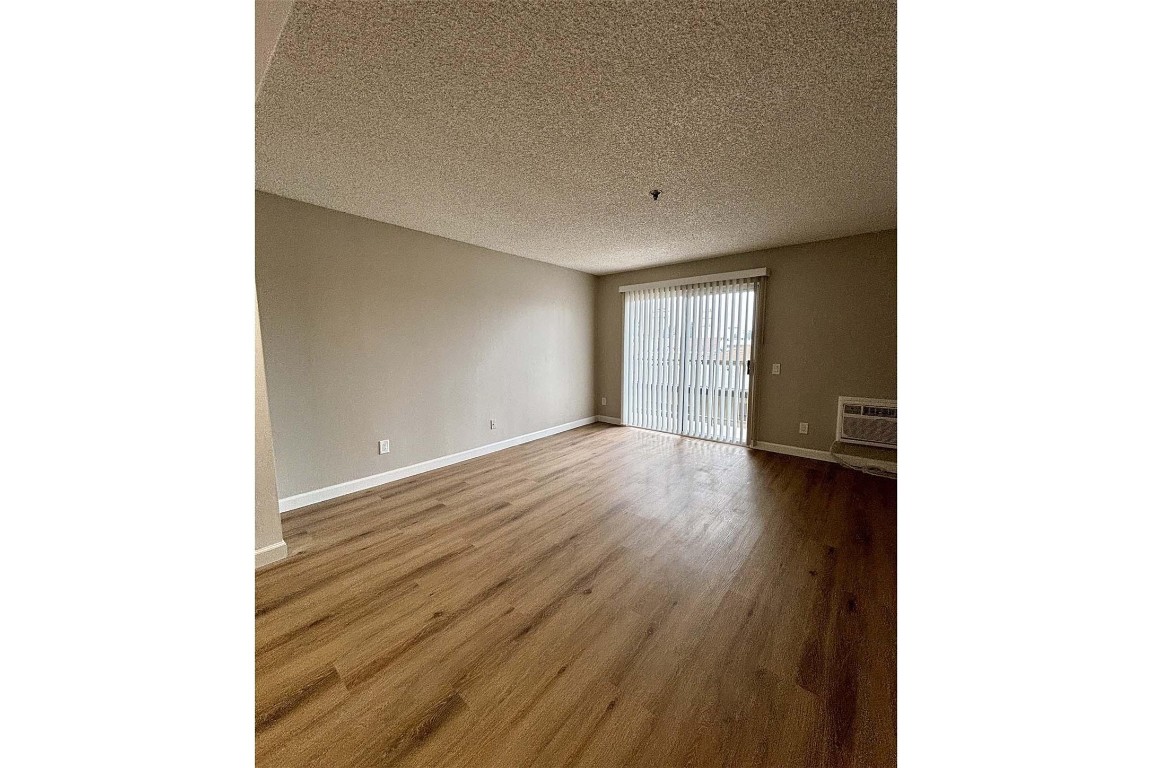 2701 Randolph St Property Photo 4