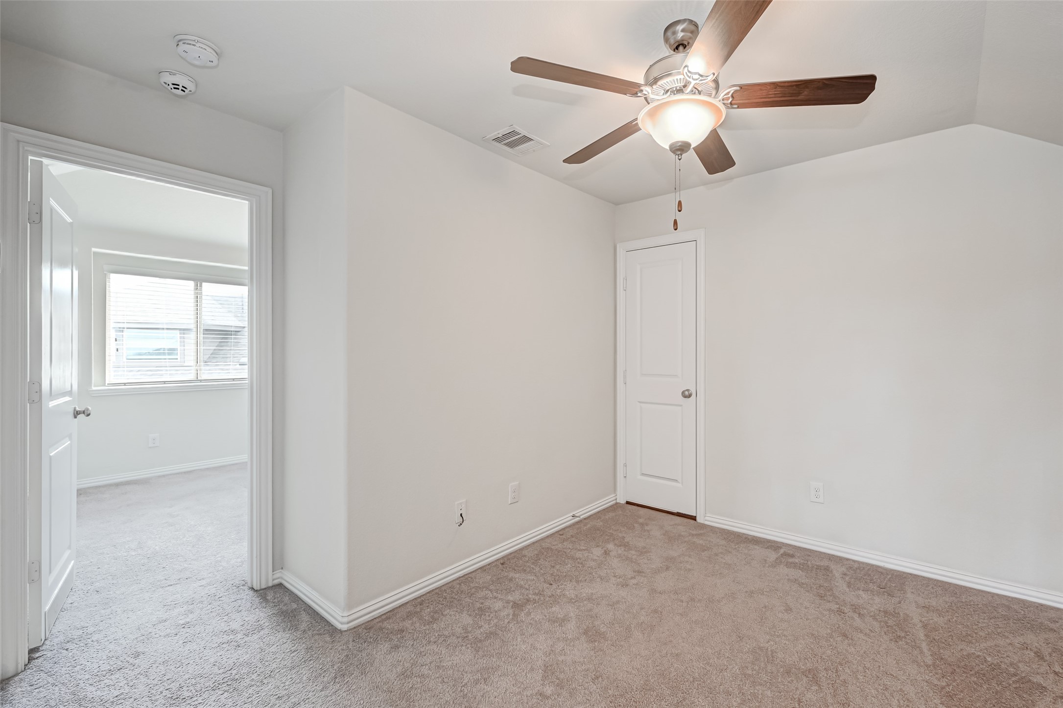 1003 Grey Dusk Court Property Photo 25