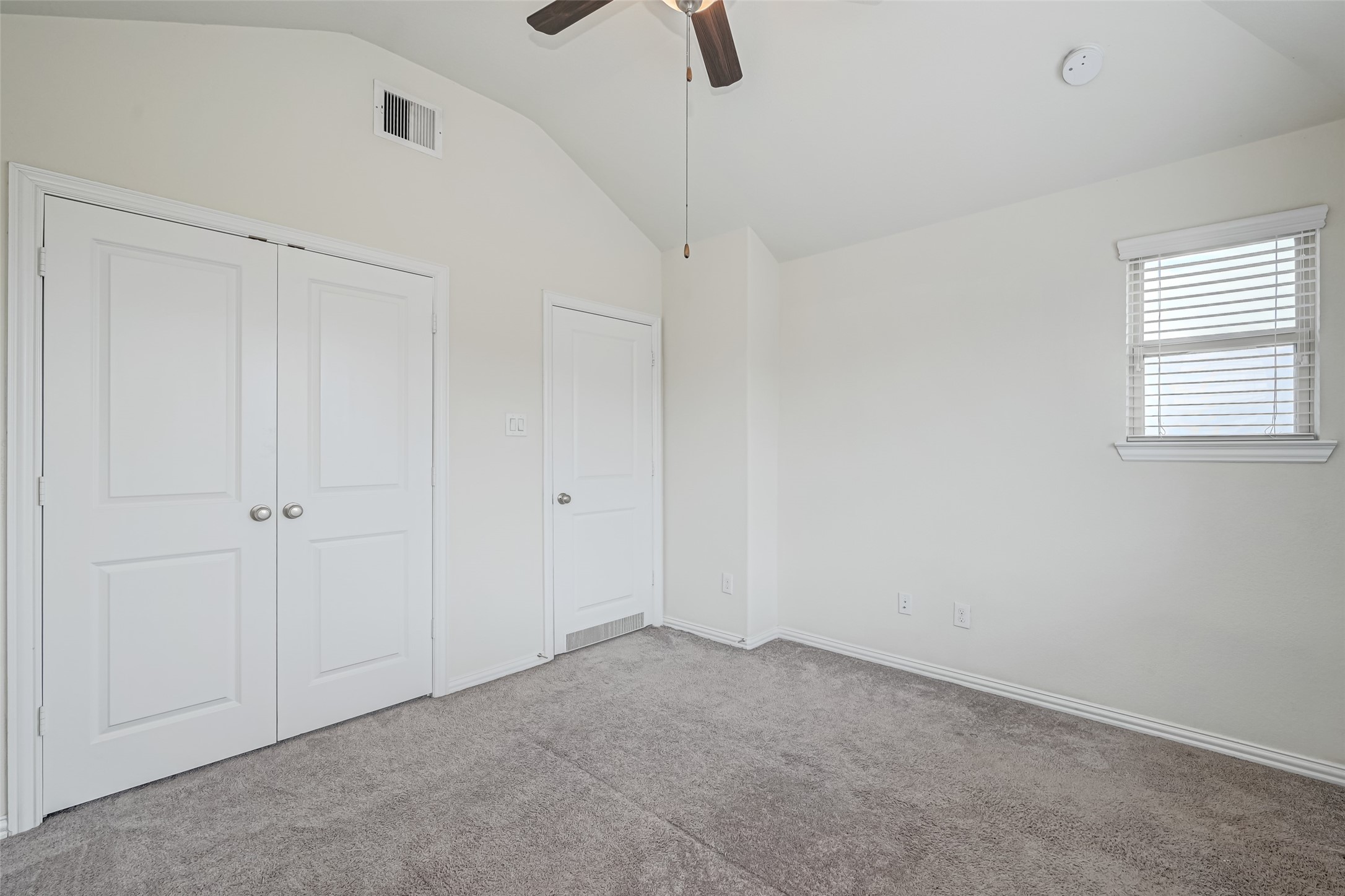 1003 Grey Dusk Court Property Photo 27