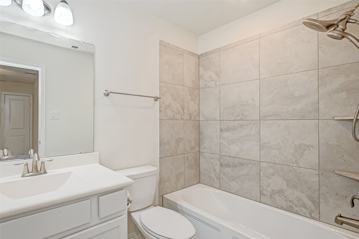 1003 Grey Dusk Court Property Photo 28