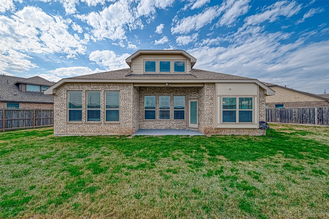 1003 Grey Dusk Court Property Photo 37