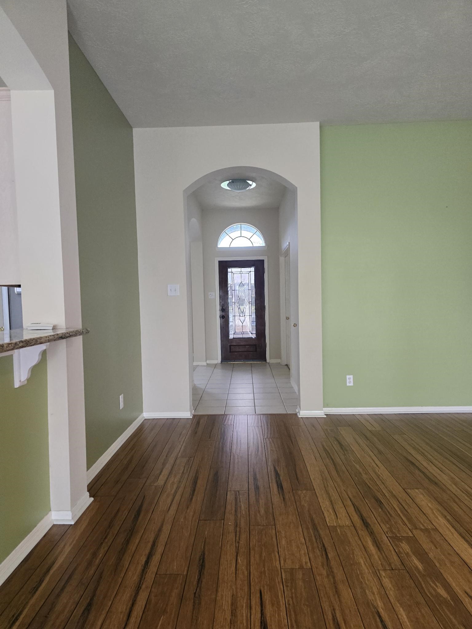 9406 Sunlake Drive Property Photo 13