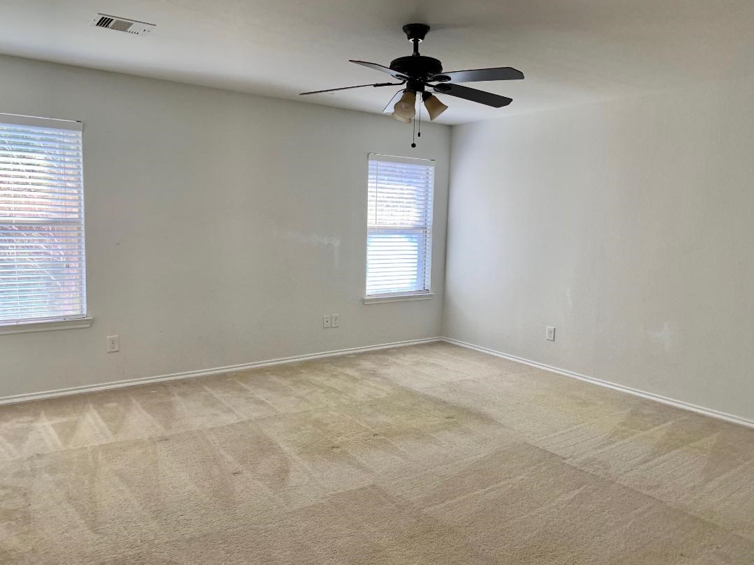 2902 Beacon Grove Property Photo 14