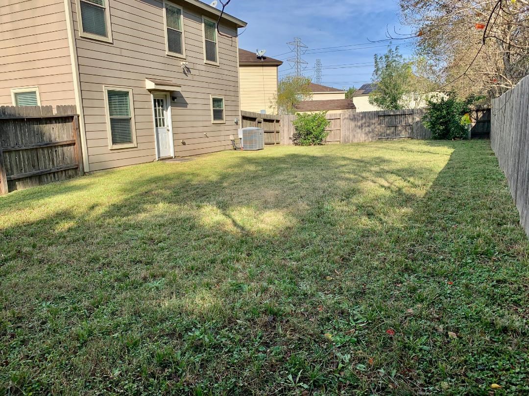 2902 Beacon Grove Property Photo 21