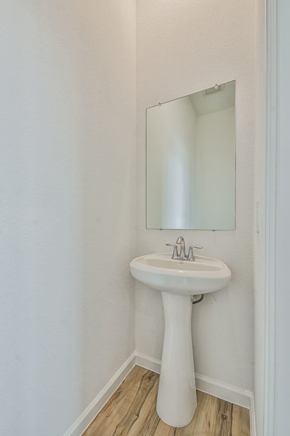 678 Royal Arch Property Photo 17