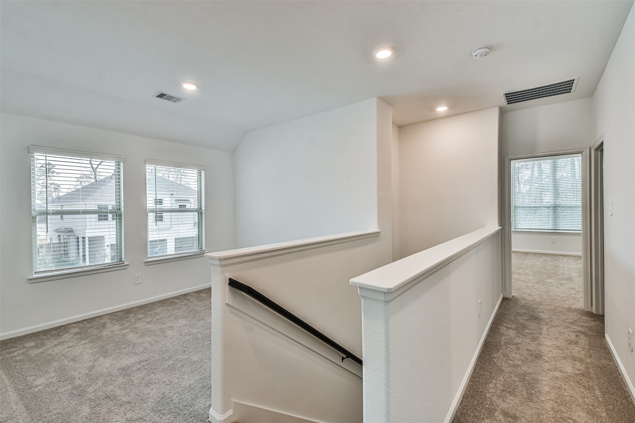 678 Royal Arch Property Photo 19