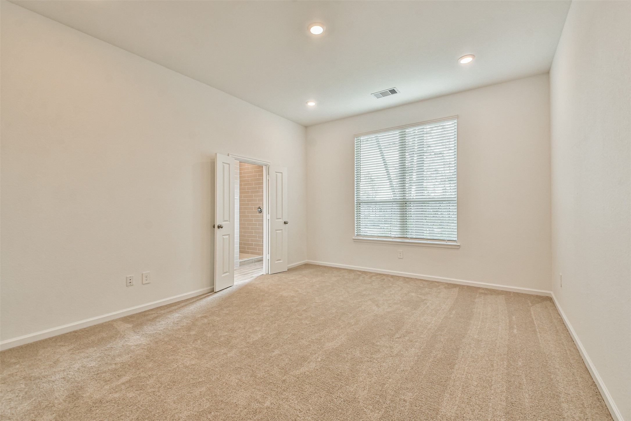 678 Royal Arch Property Photo 22