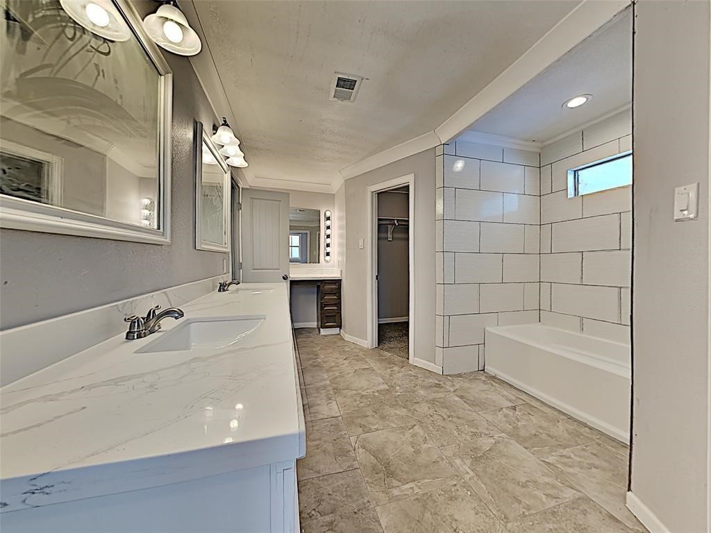 1102 Baffin Lane Property Photo 7