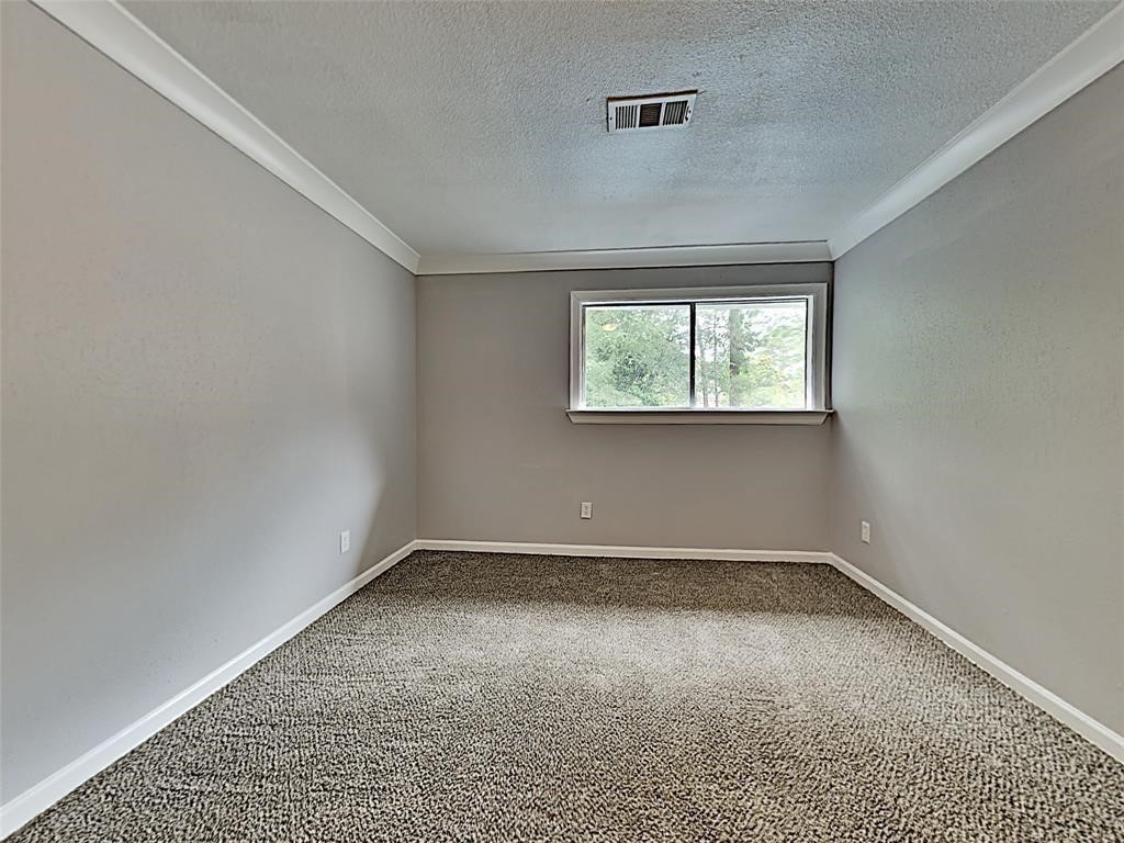 1102 Baffin Lane Property Photo 9
