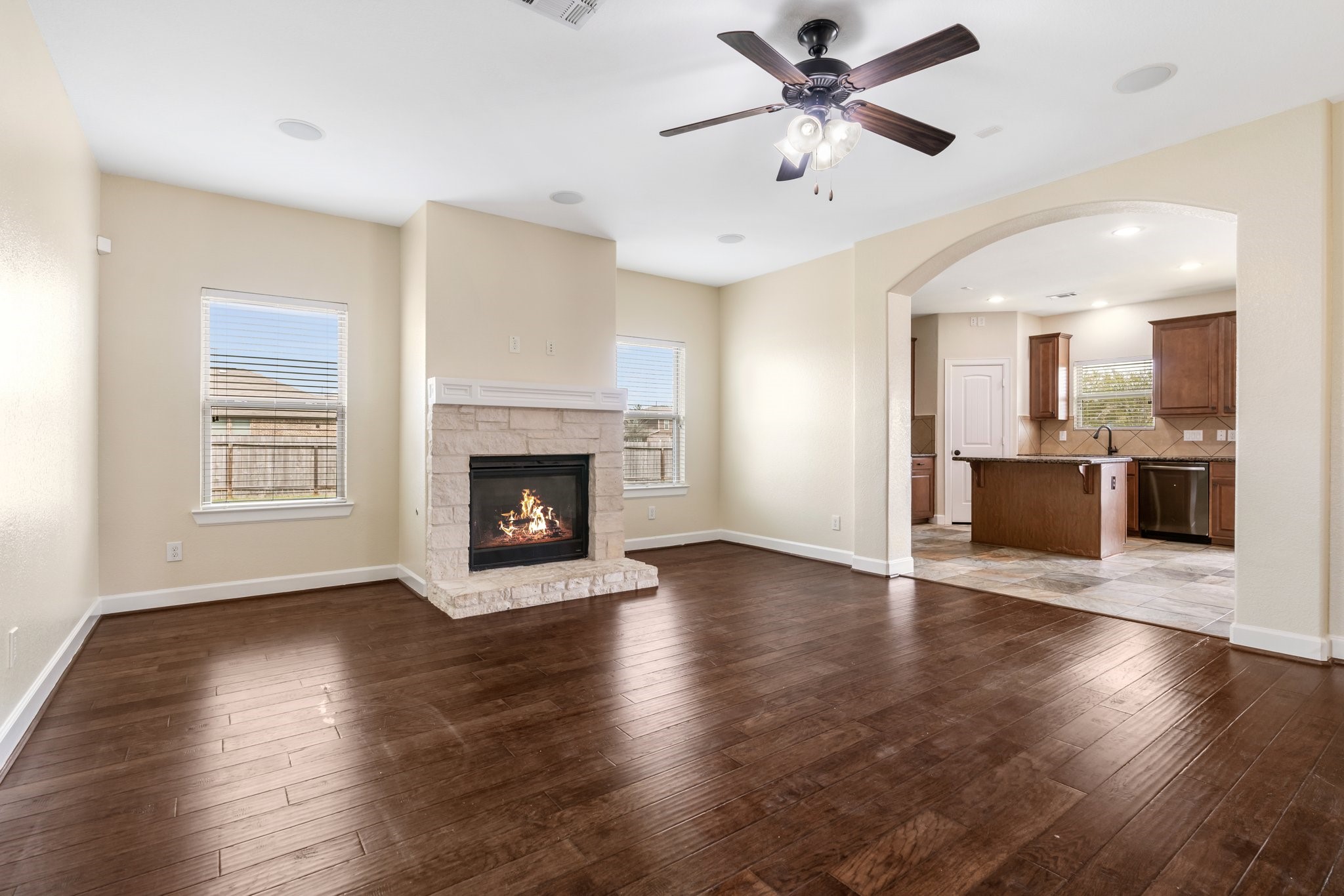 328 Country Crossing Circle Property Photo 11