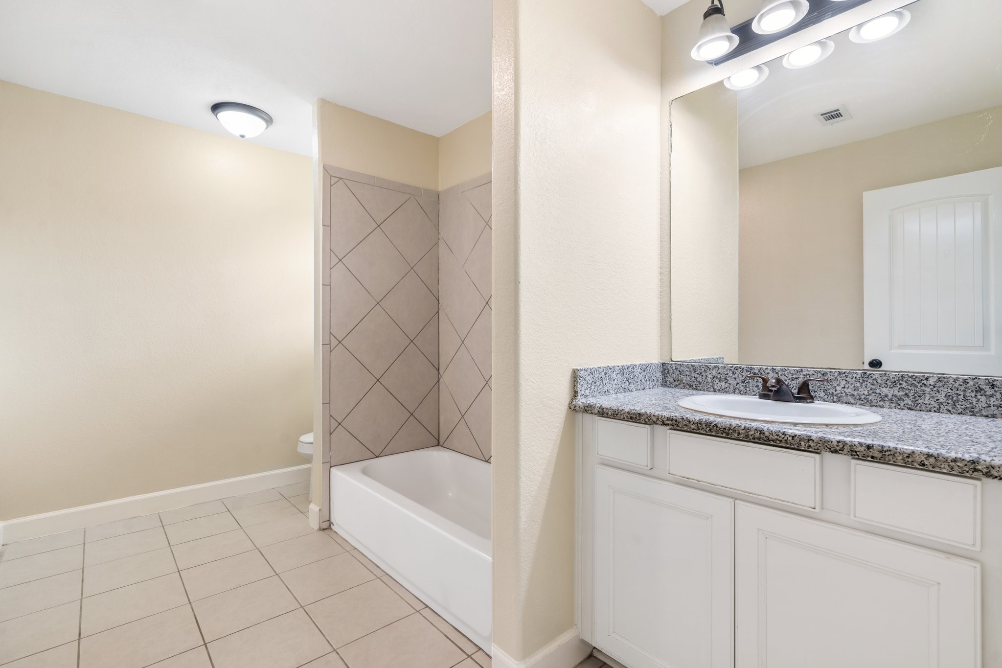 328 Country Crossing Circle Property Photo 27