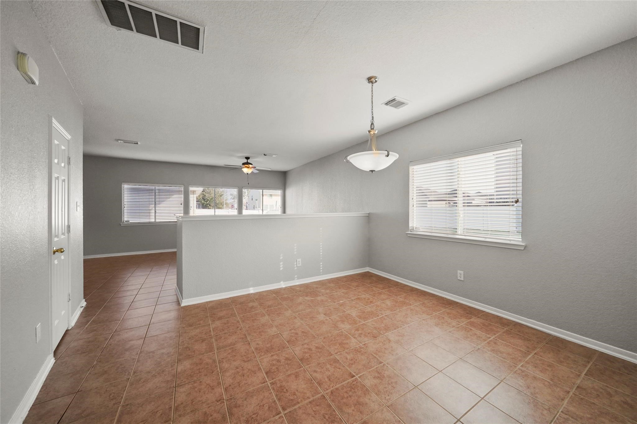11824 Princess Garden Way Property Photo 6