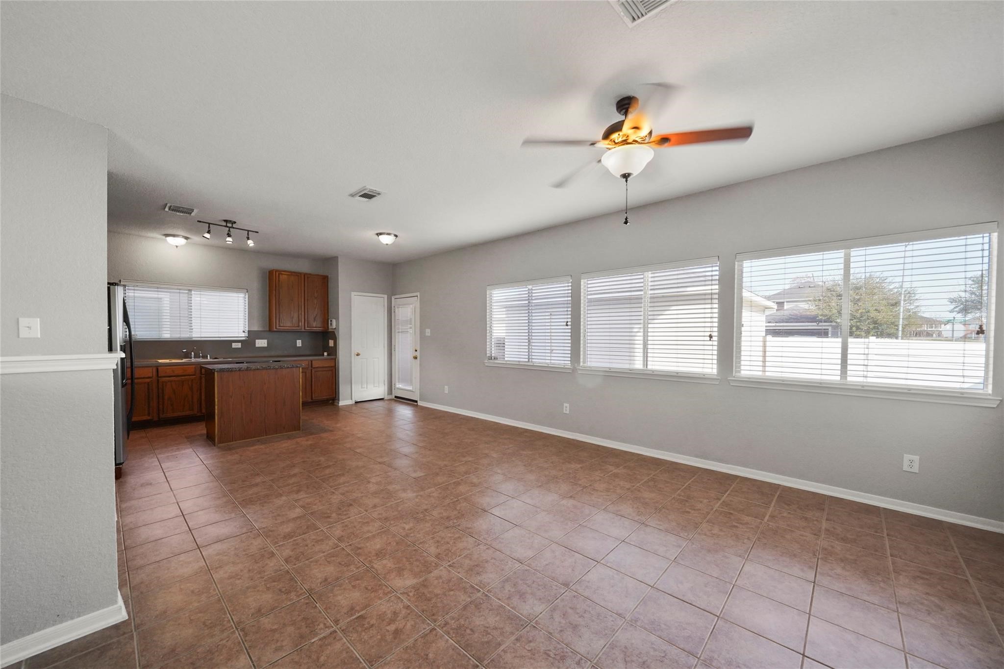 11824 Princess Garden Way Property Photo 11