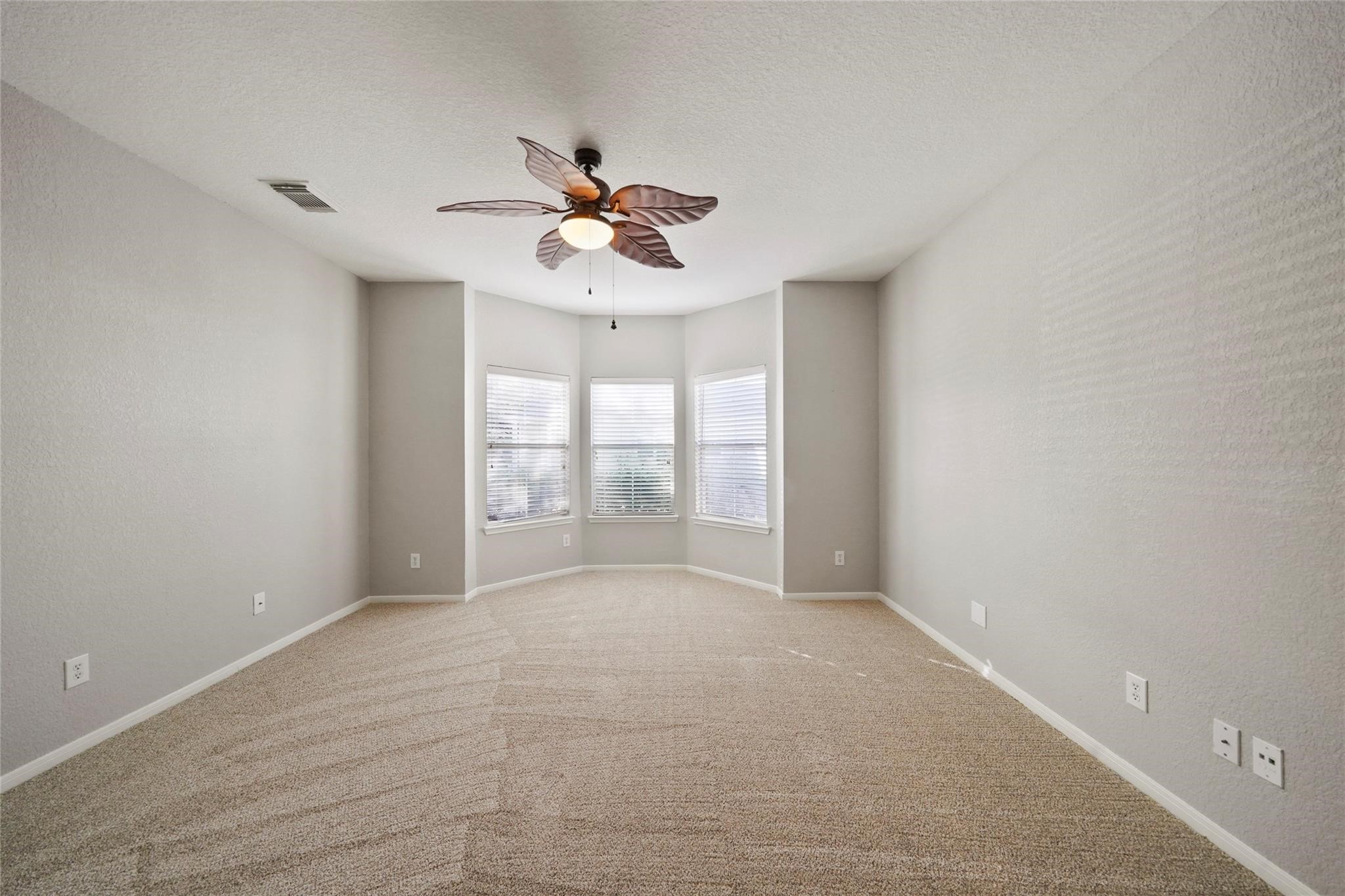 11824 Princess Garden Way Property Photo 12