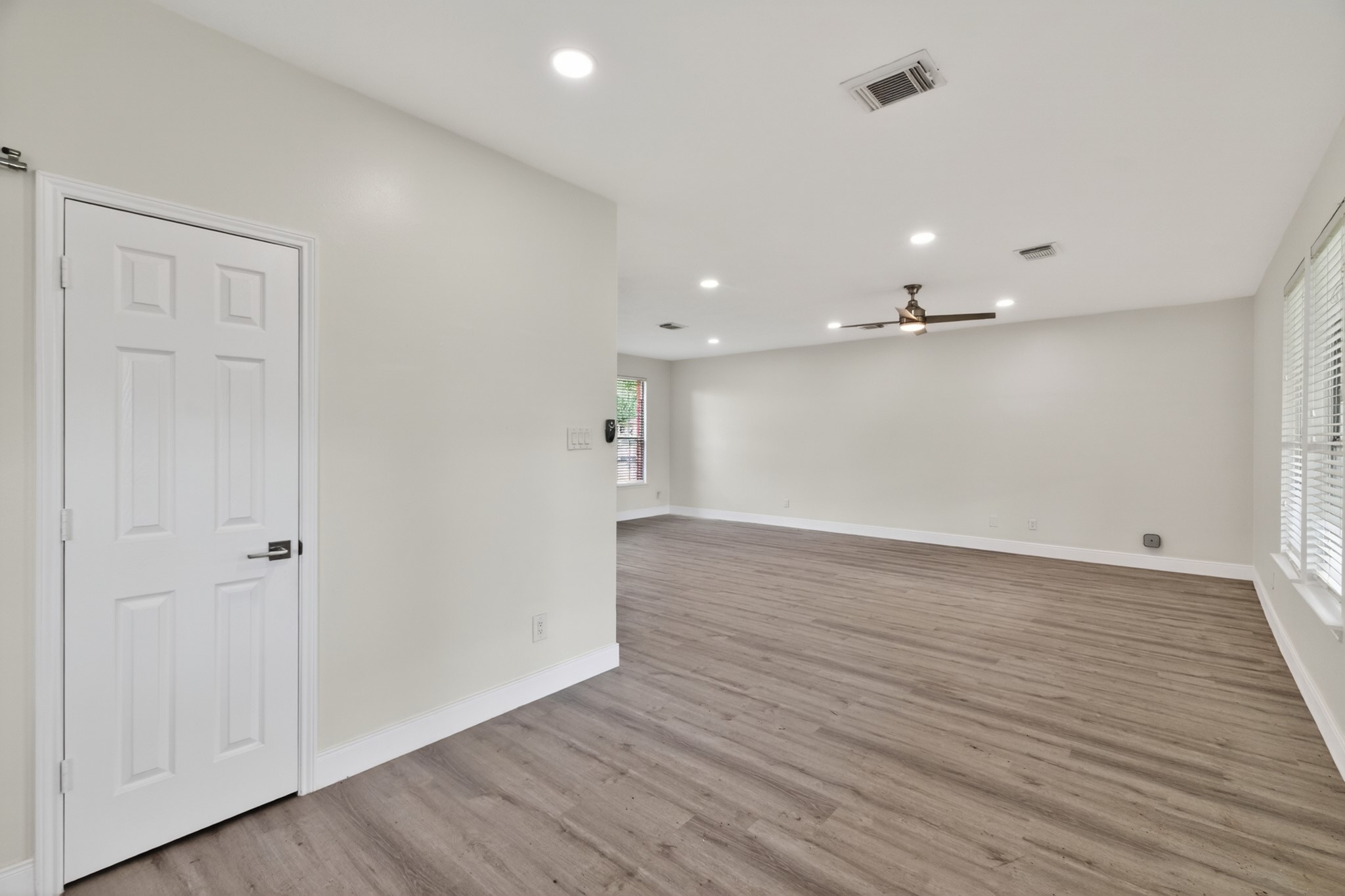 918 Ivycroft Lane Property Photo 10