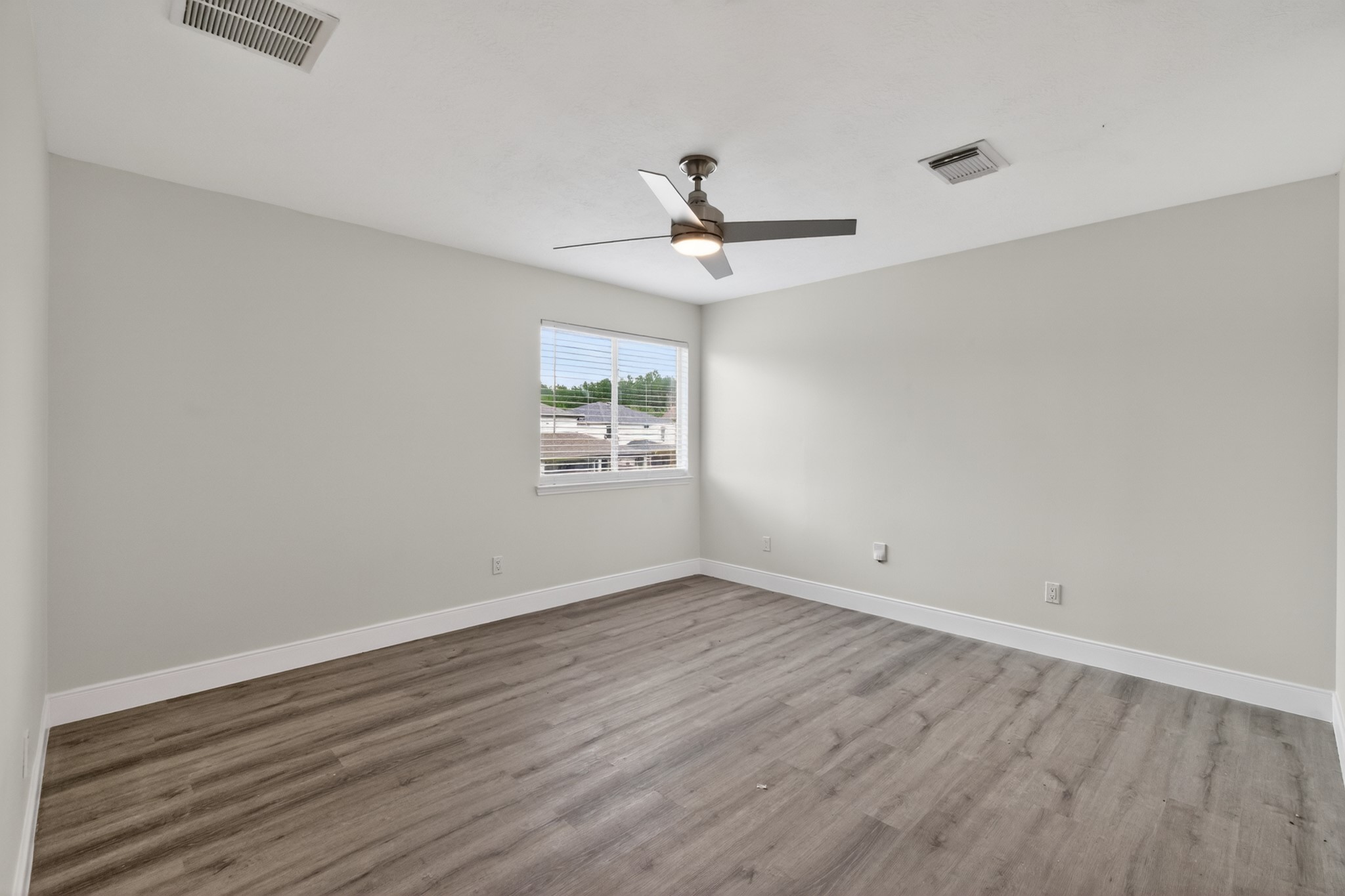 918 Ivycroft Lane Property Photo 18