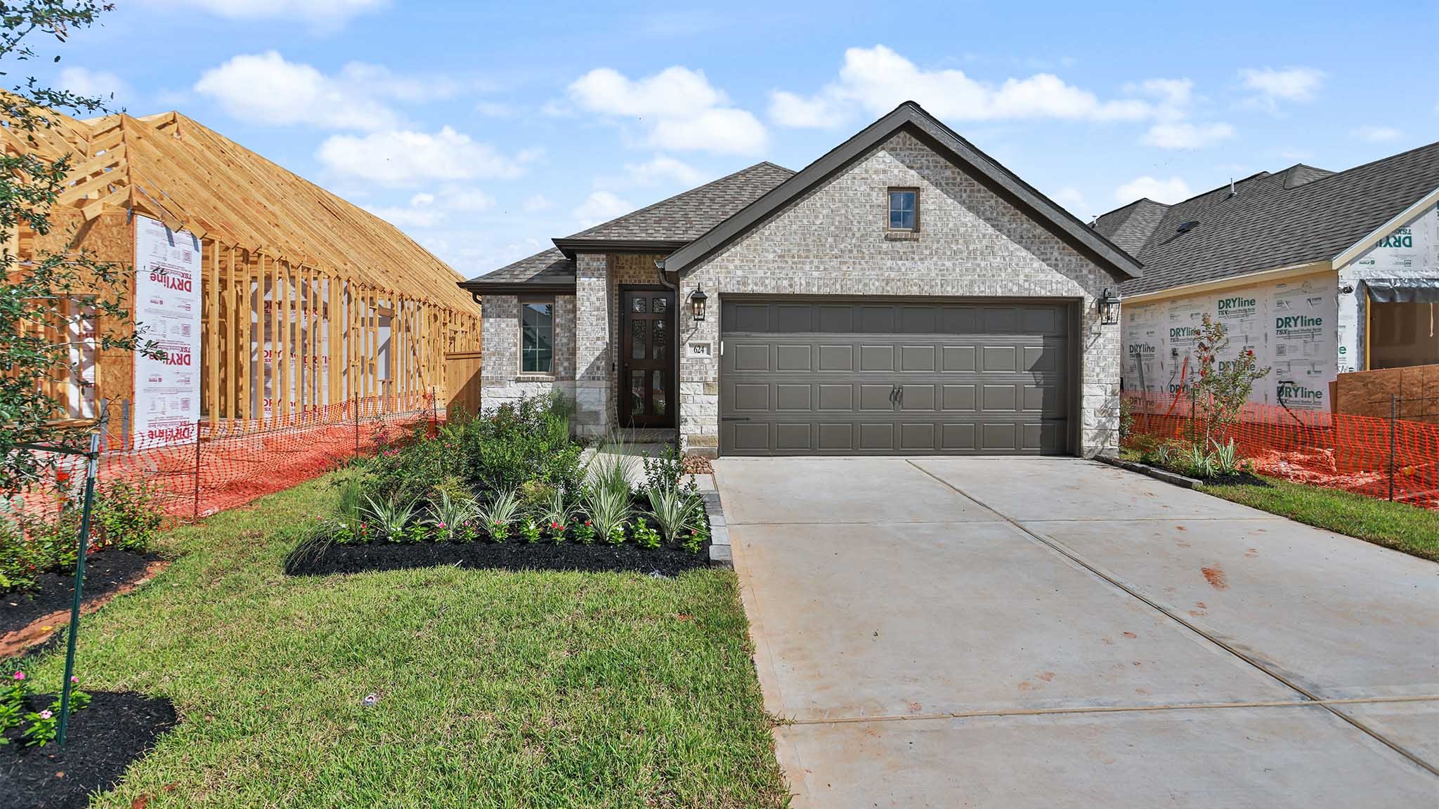 624 Crested Duck Court Property Photo 2