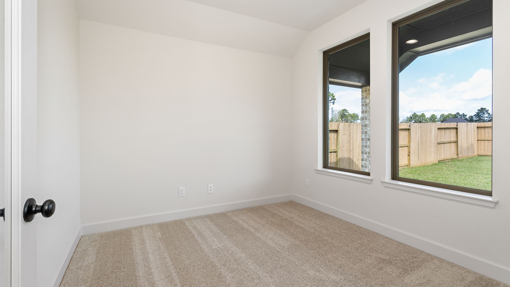 624 Crested Duck Court Property Photo 11