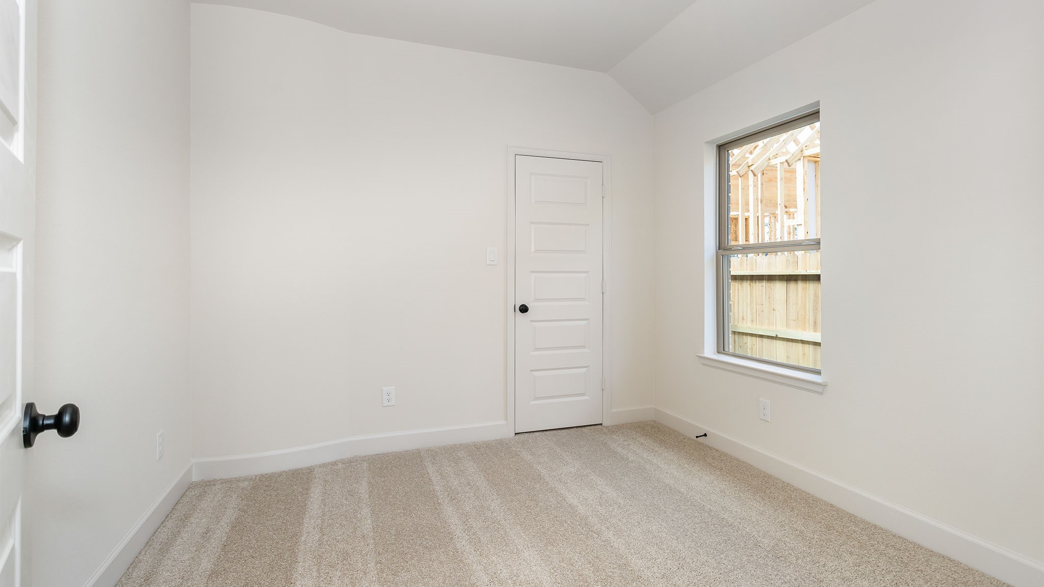 624 Crested Duck Court Property Photo 12