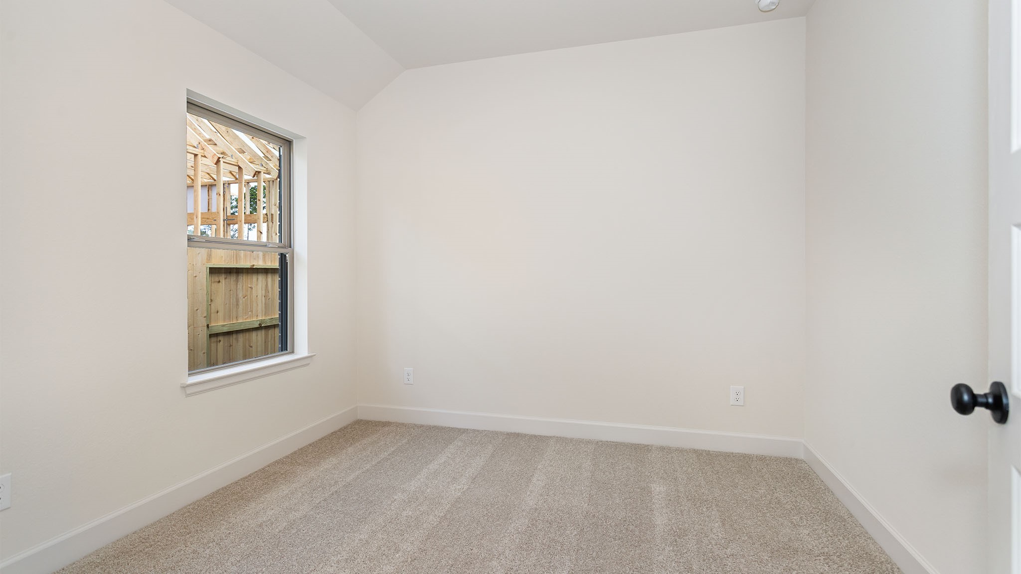624 Crested Duck Court Property Photo 13