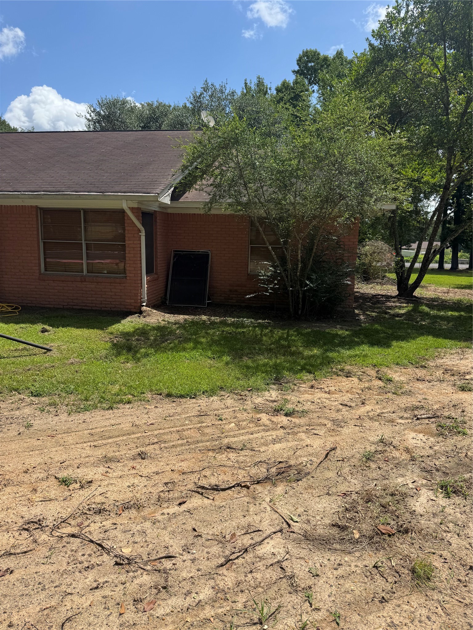 310 S Highway 150 Property Photo 7