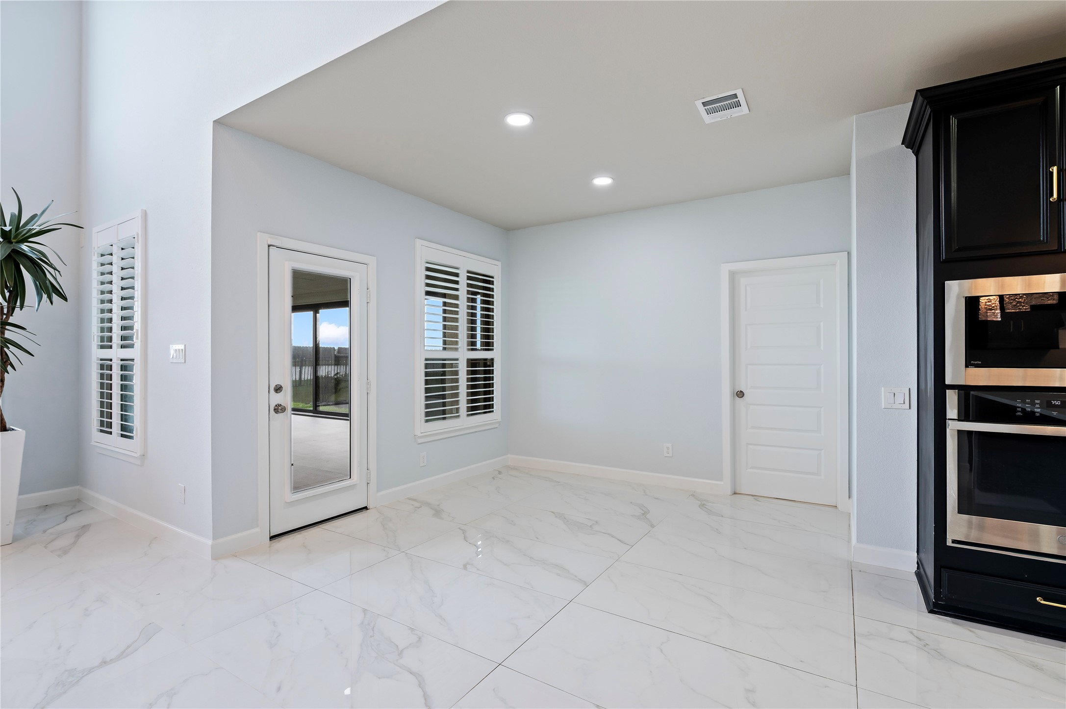 18534 Twilight Arbor Trail Property Photo 27