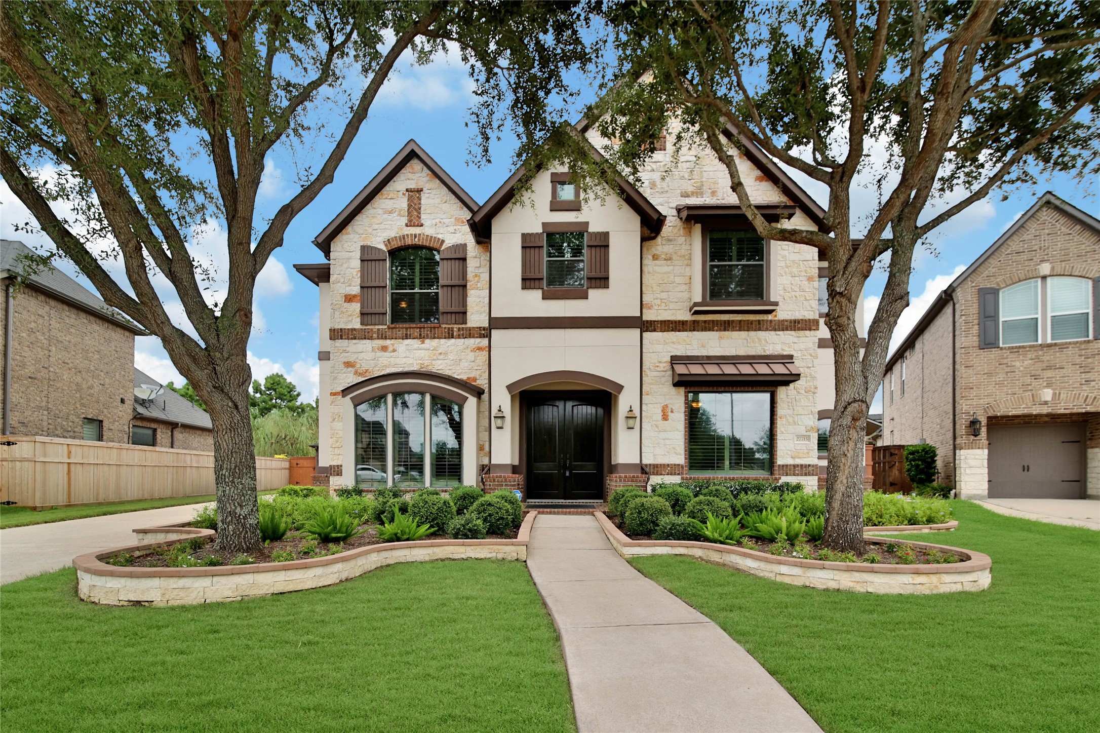 27715 Burnett Hills Lane Property Photo 1