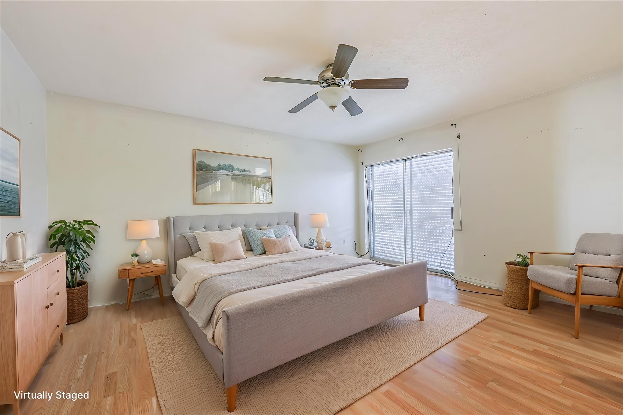 1305 Town Circle 4 Property Photo 1