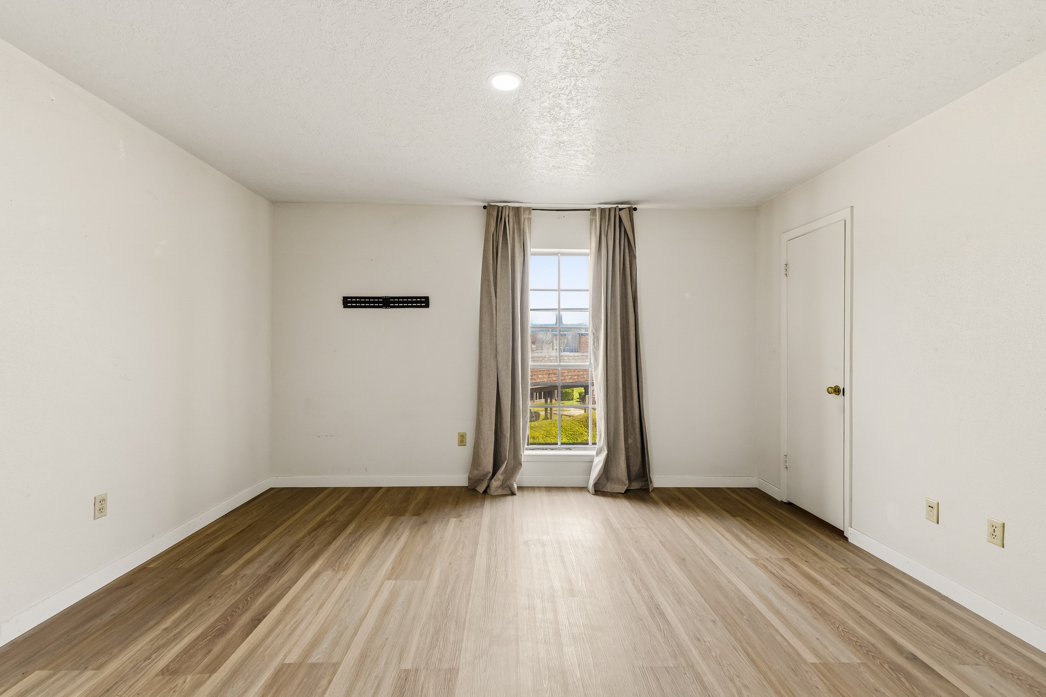 1305 Town Circle 4 Property Photo 36