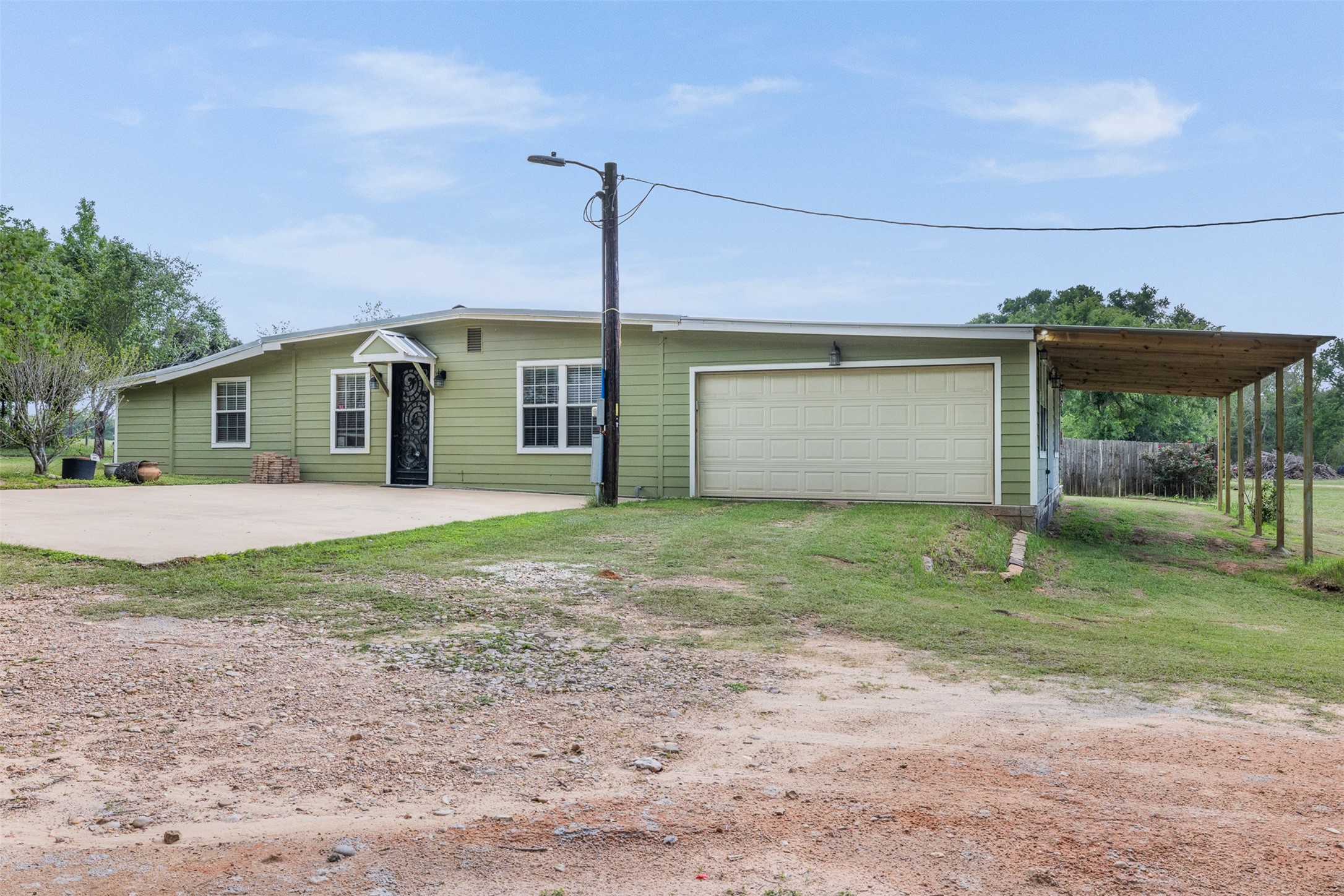 767 N Fm 2429 Road Property Photo 1