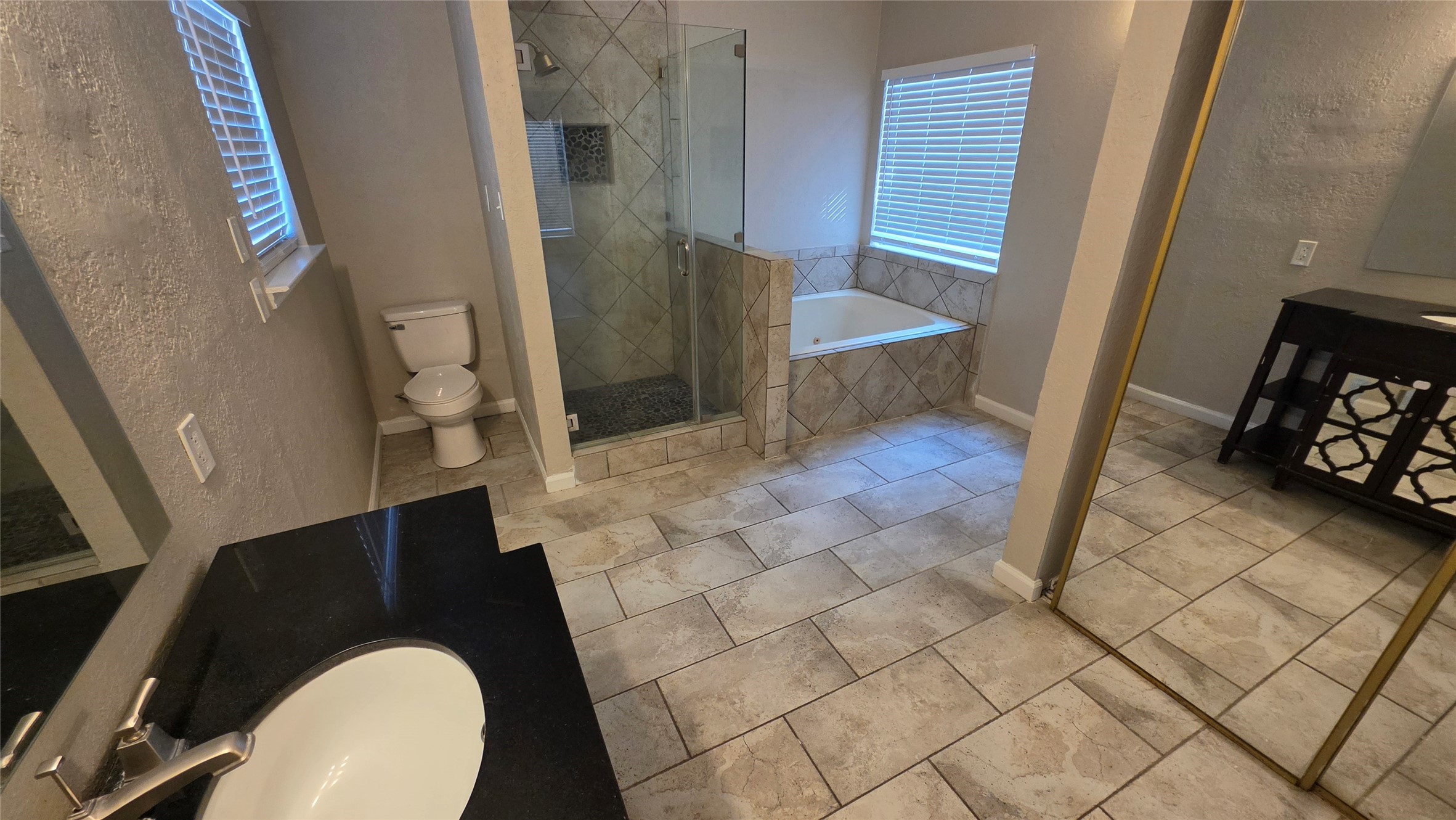 4806 Tracemeadow Drive Property Photo 6