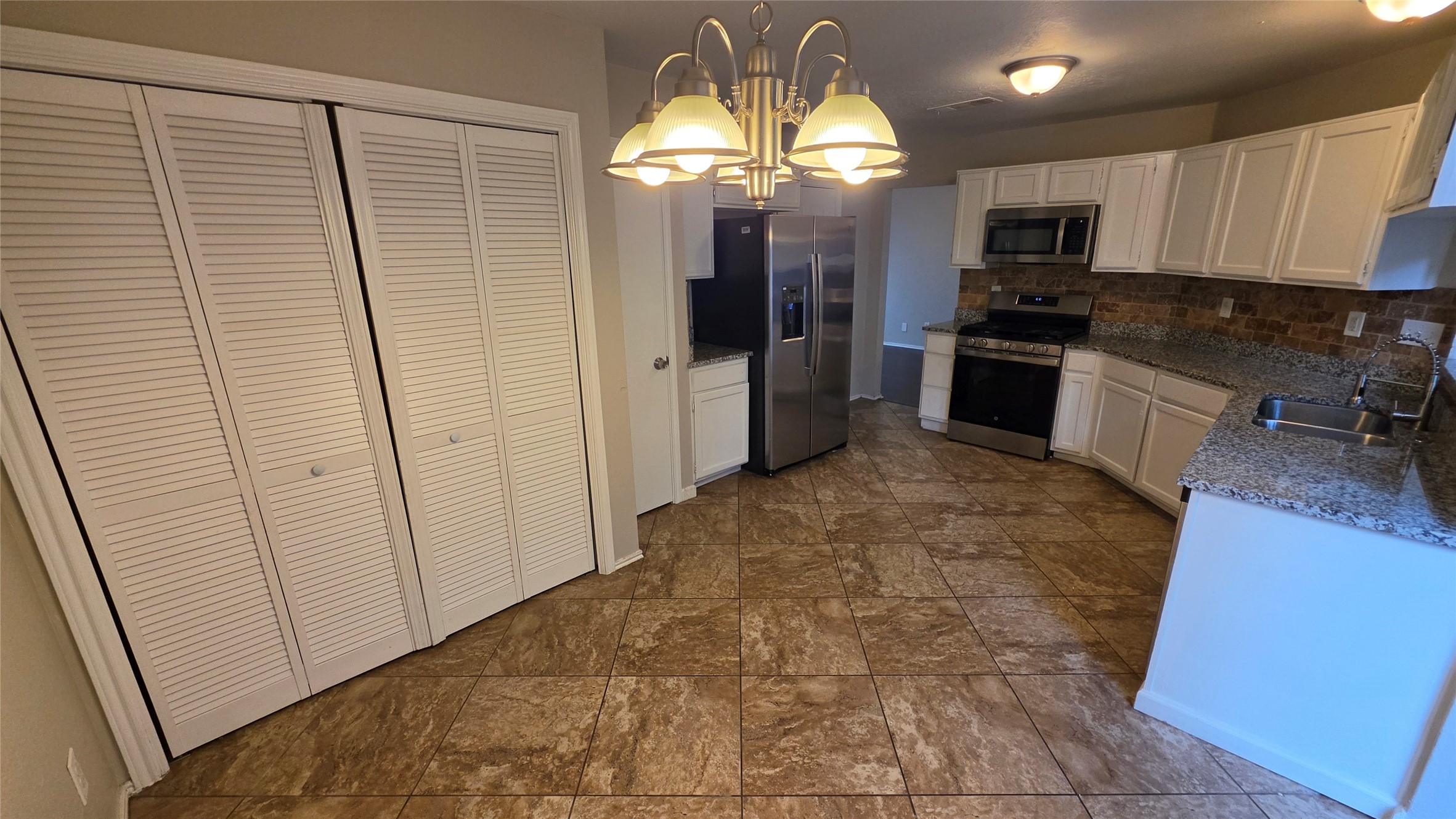 4806 Tracemeadow Drive Property Photo 15
