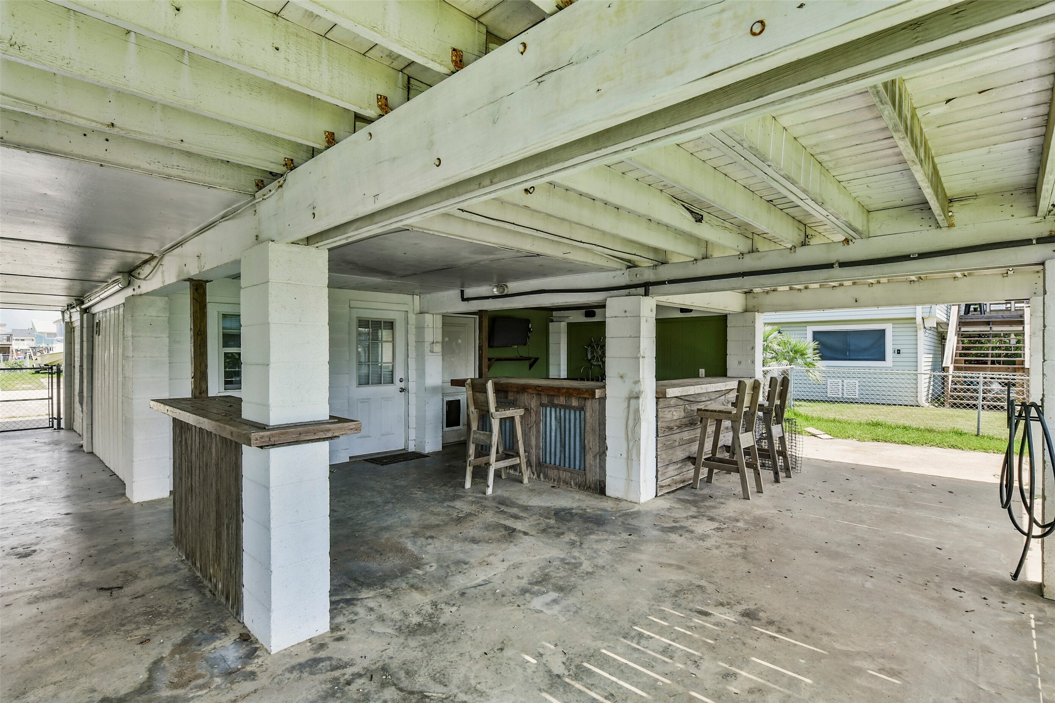 1073 Redfish Street Property Photo 26