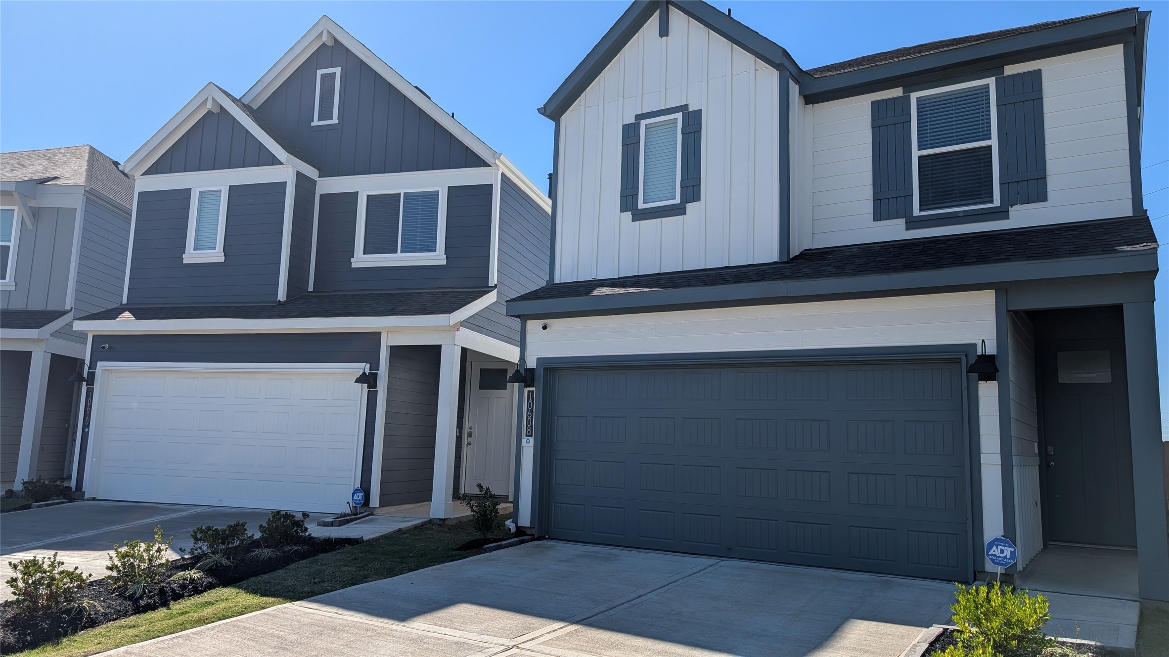 10610 Wellesley Terrace Trail Property Photo 1