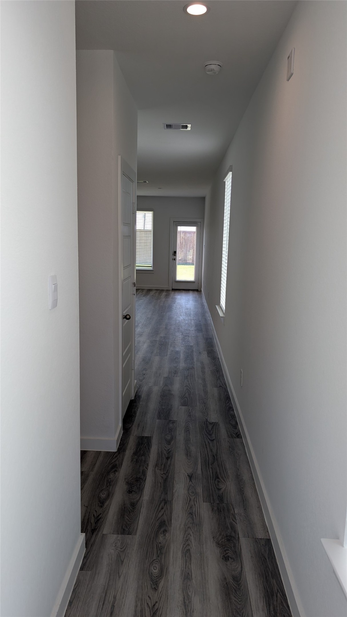 10610 Wellesley Terrace Trail Property Photo 5