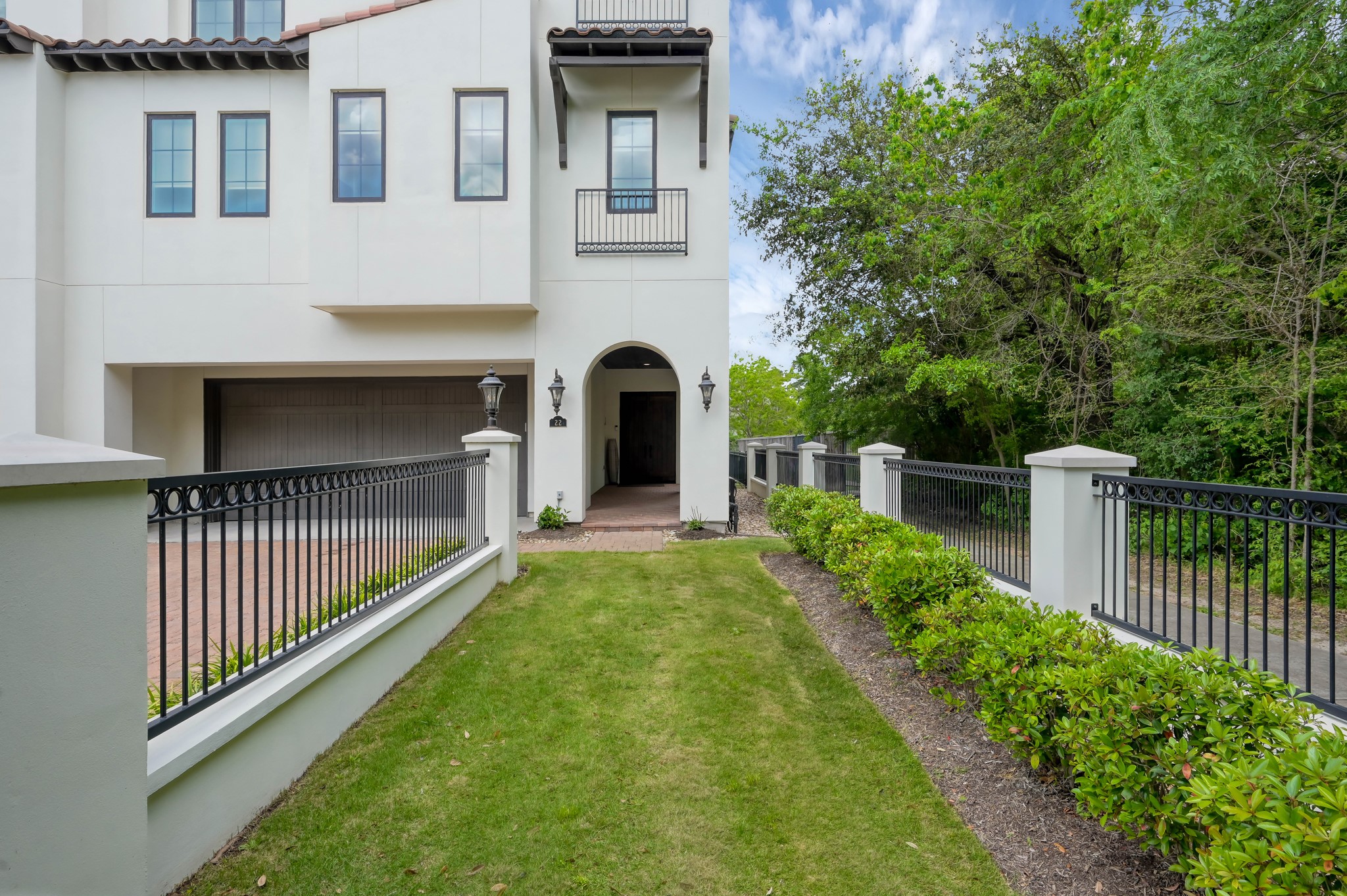 22 Lakeside Cove Property Photo 6