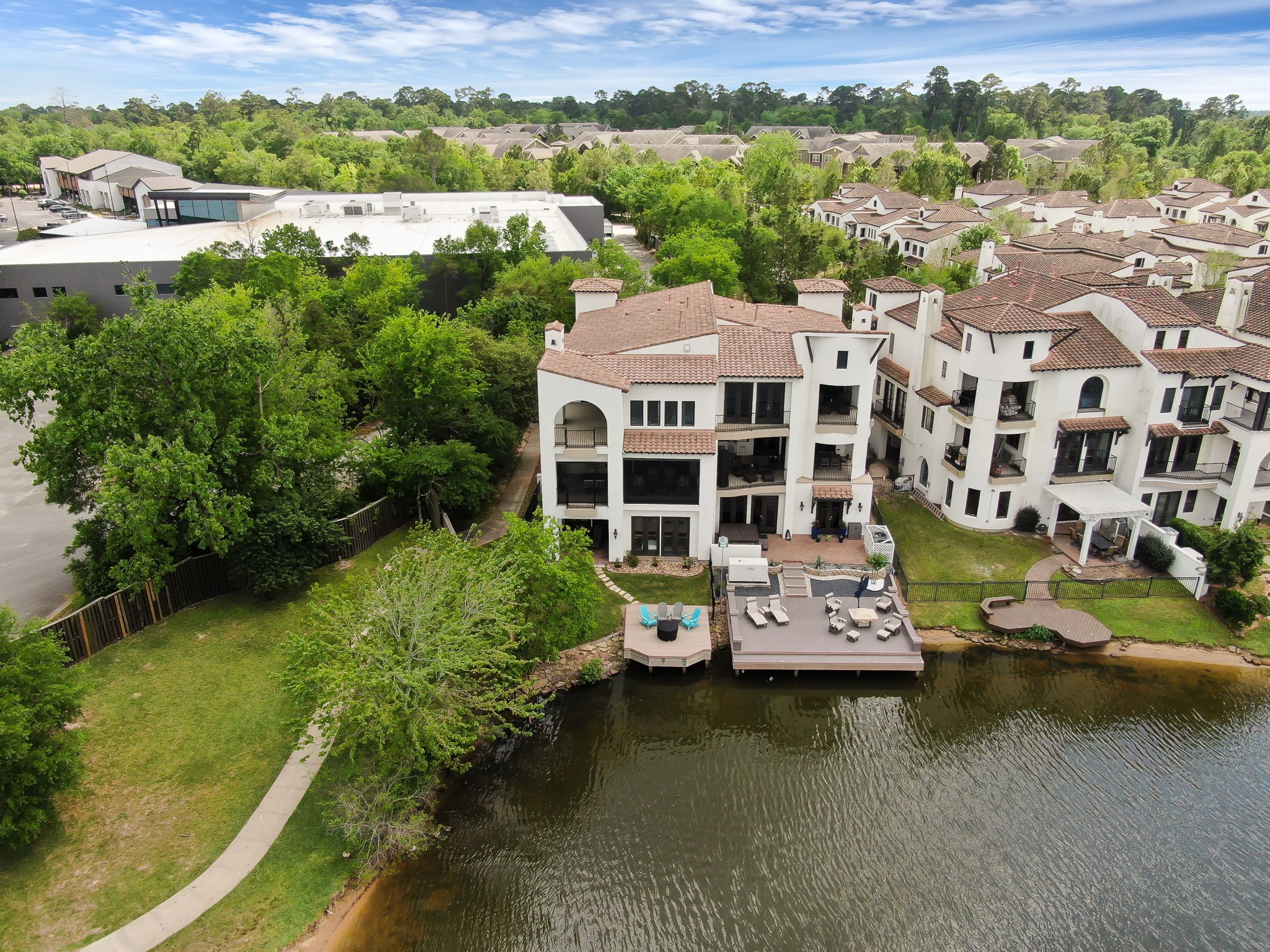 22 Lakeside Cove Property Photo 47