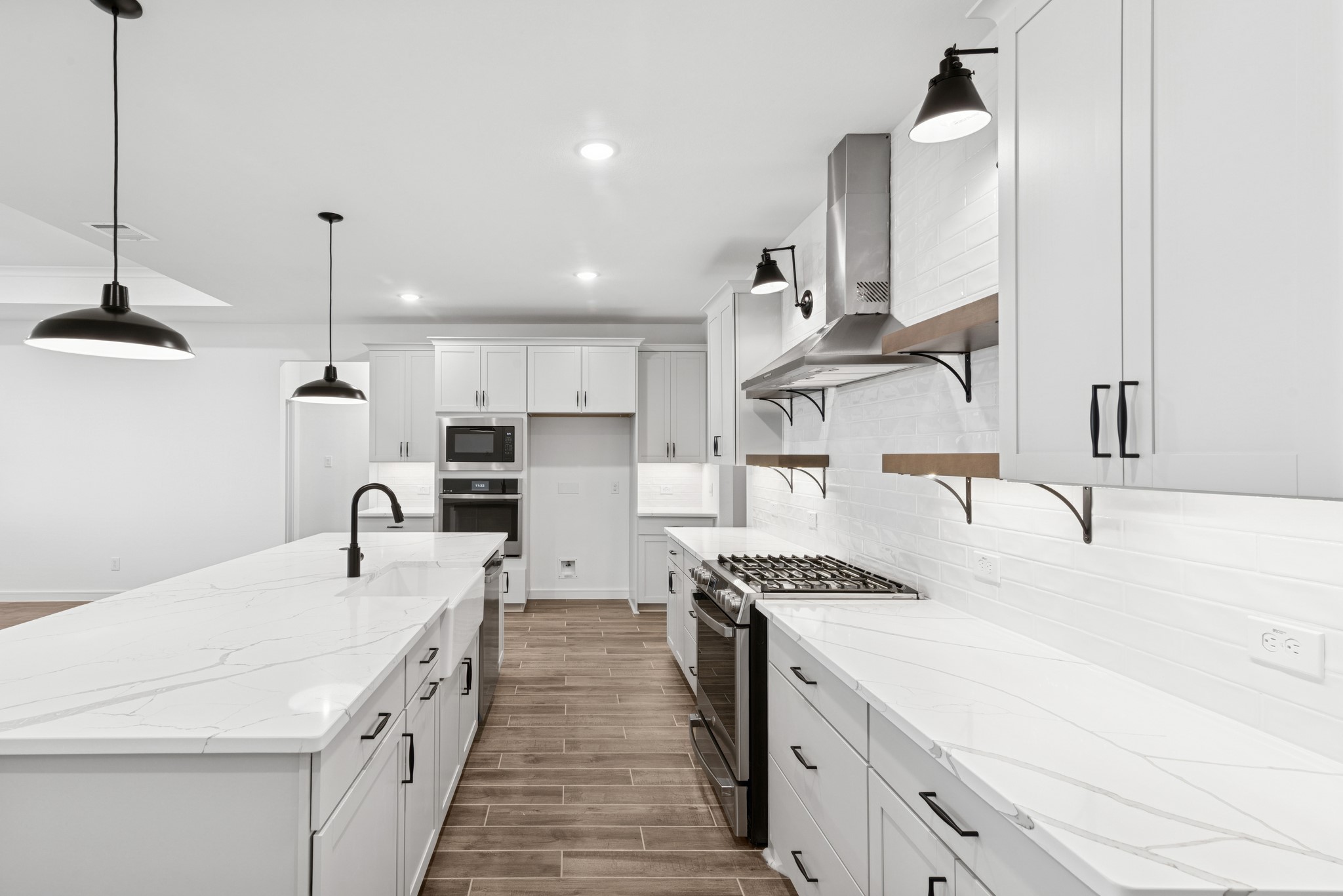 12123 Old Fashion Circle Property Photo 15