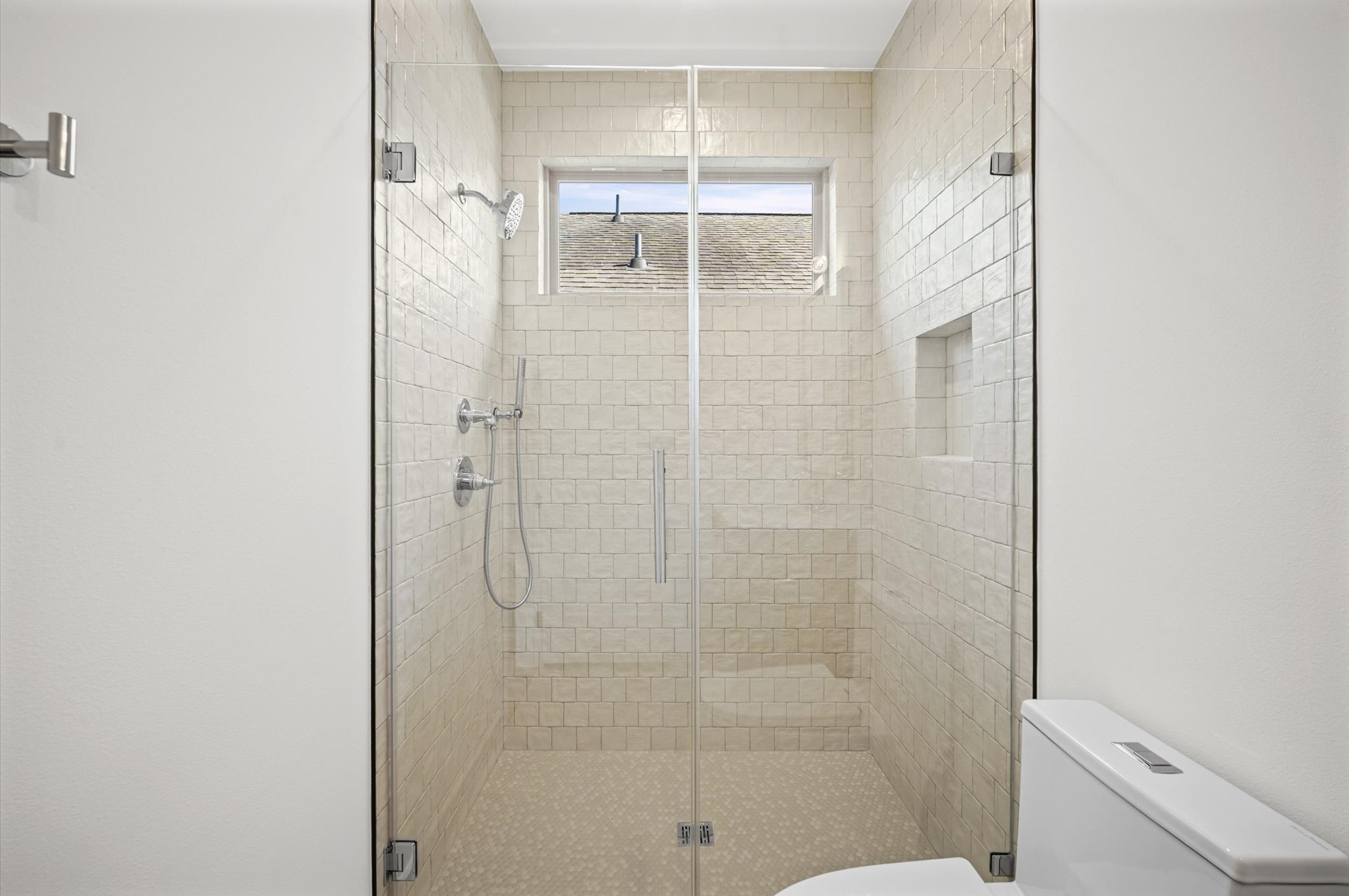 623 E 13th Street Property Photo 39
