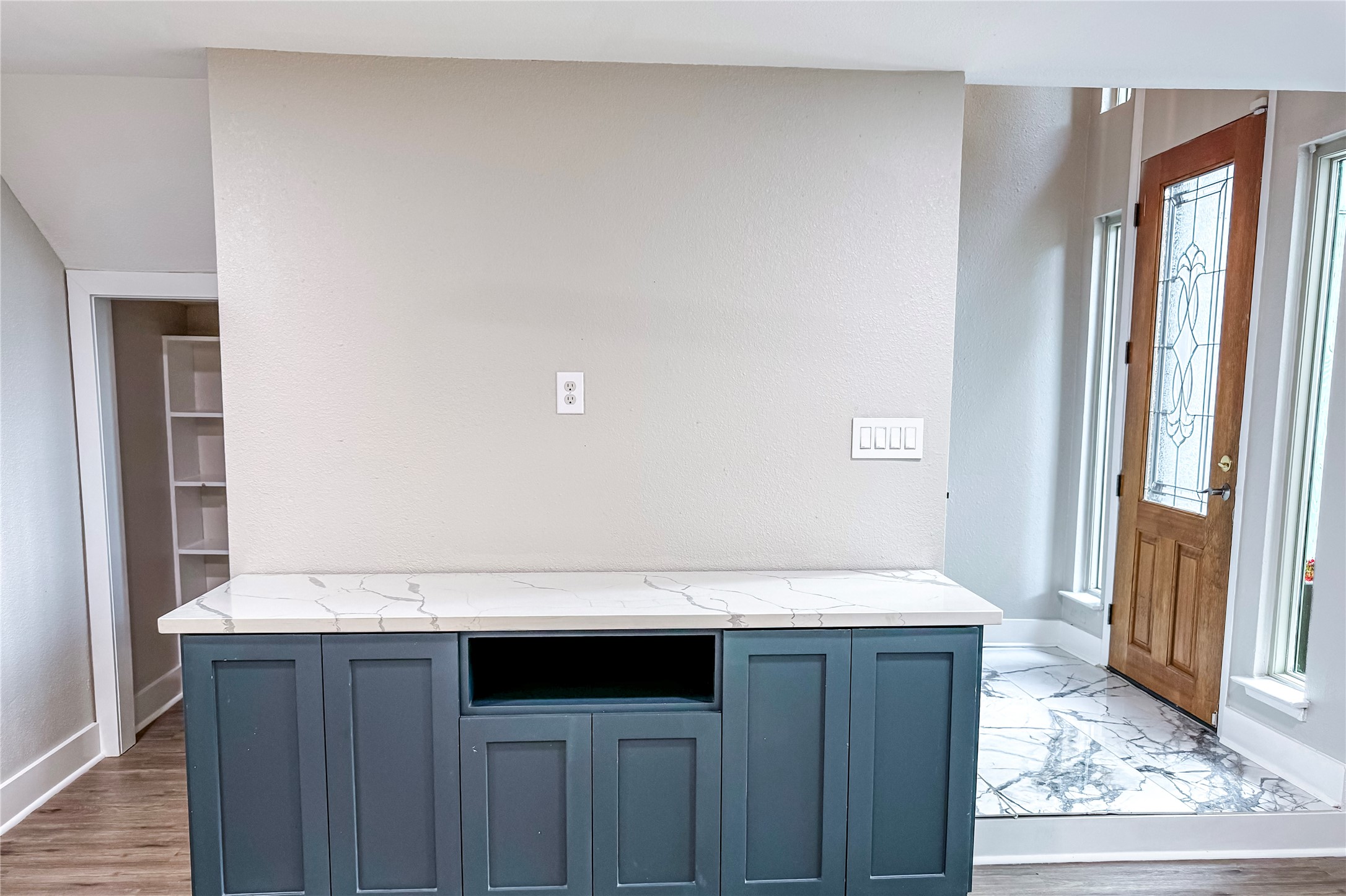 5833 Sunforest Drive Property Photo 23