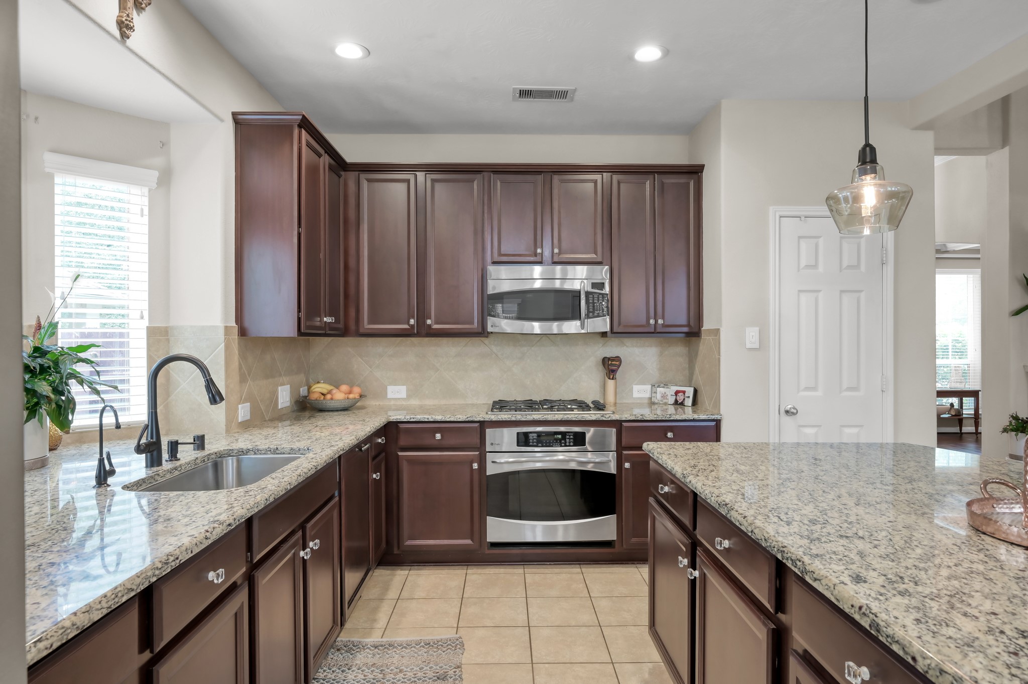 2502 Wynden Meadow Lane Property Photo 17