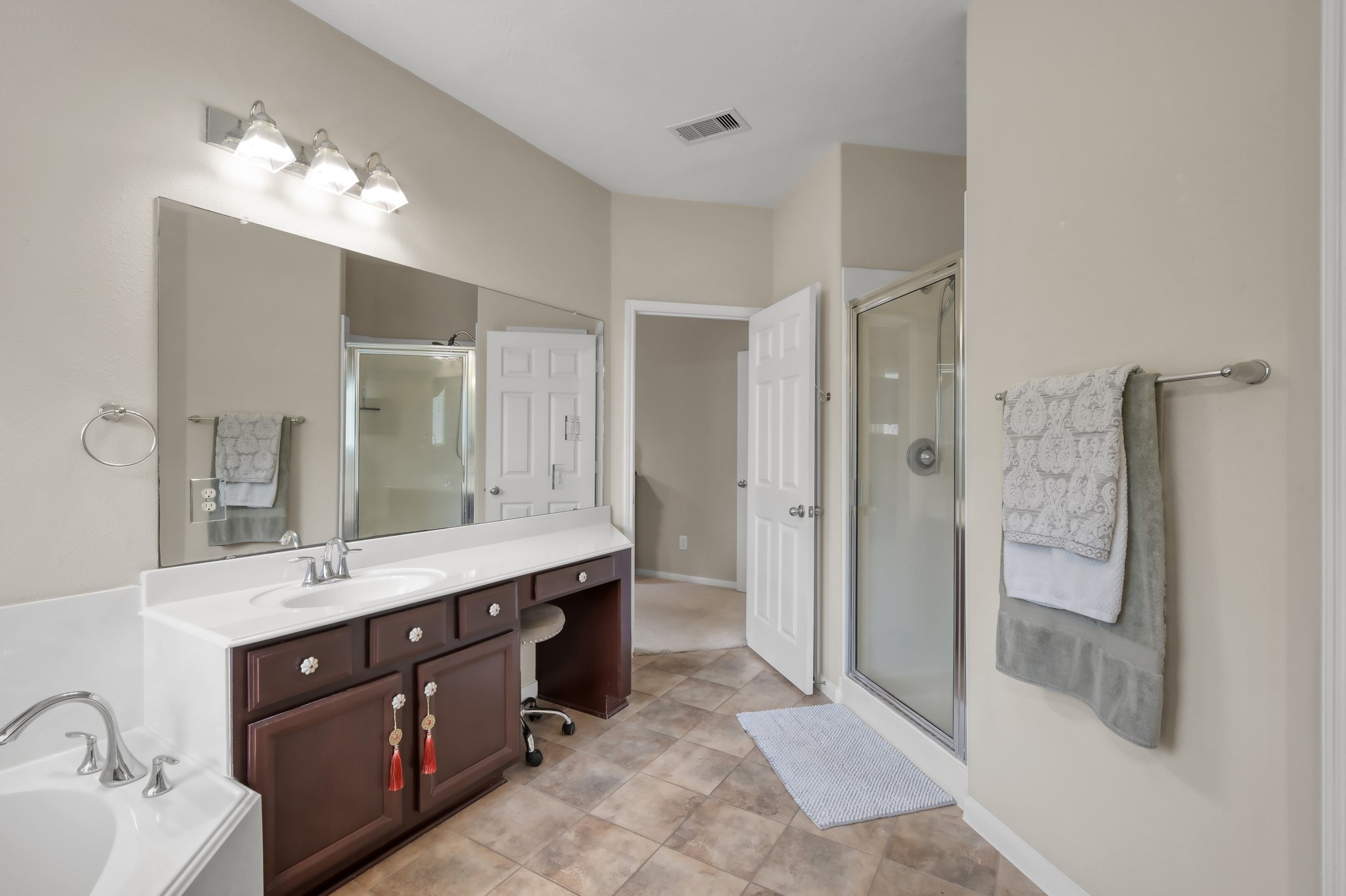 2502 Wynden Meadow Lane Property Photo 24