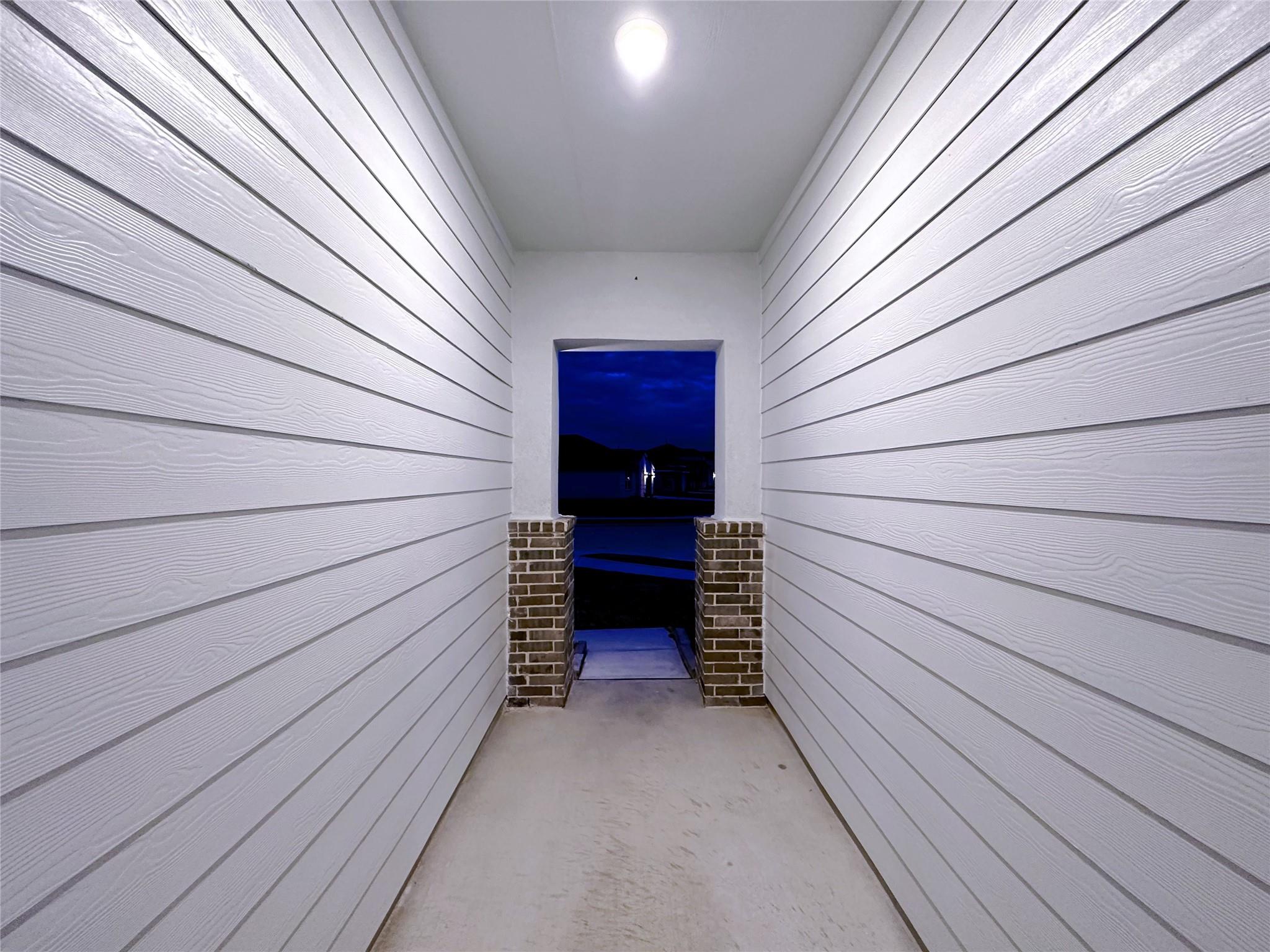 30307 Reagans Ranch Drive Property Photo 3