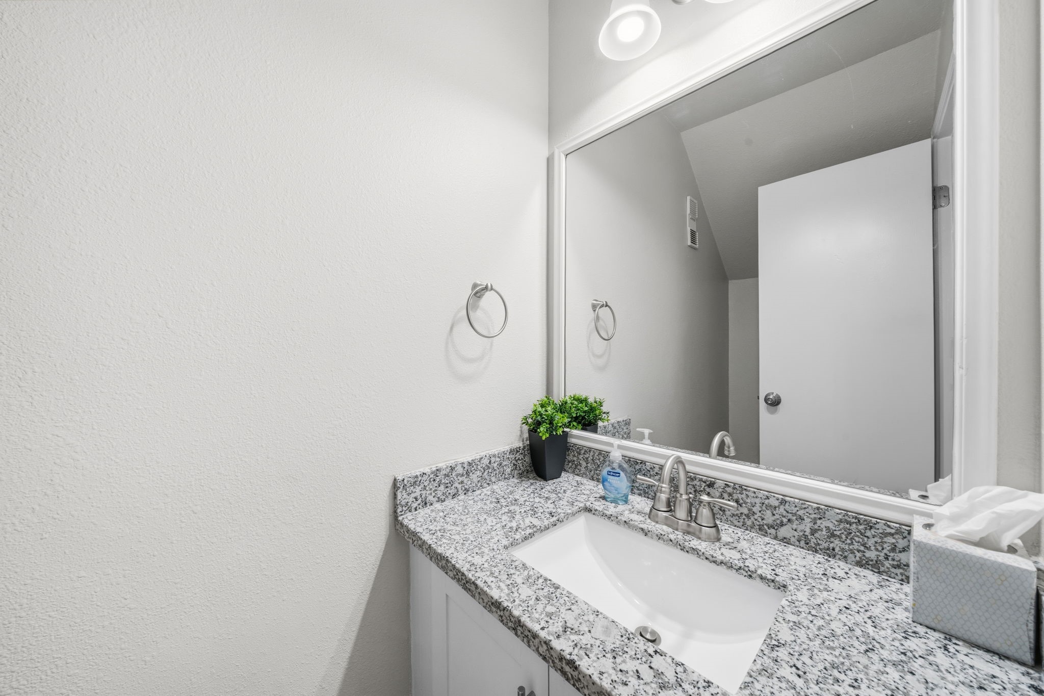 10152 Longmont Drive 38/10 Property Photo 16