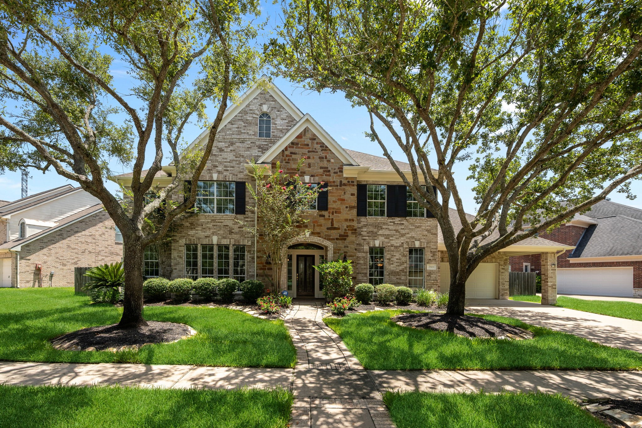 2903 Lacewood Court Property Photo