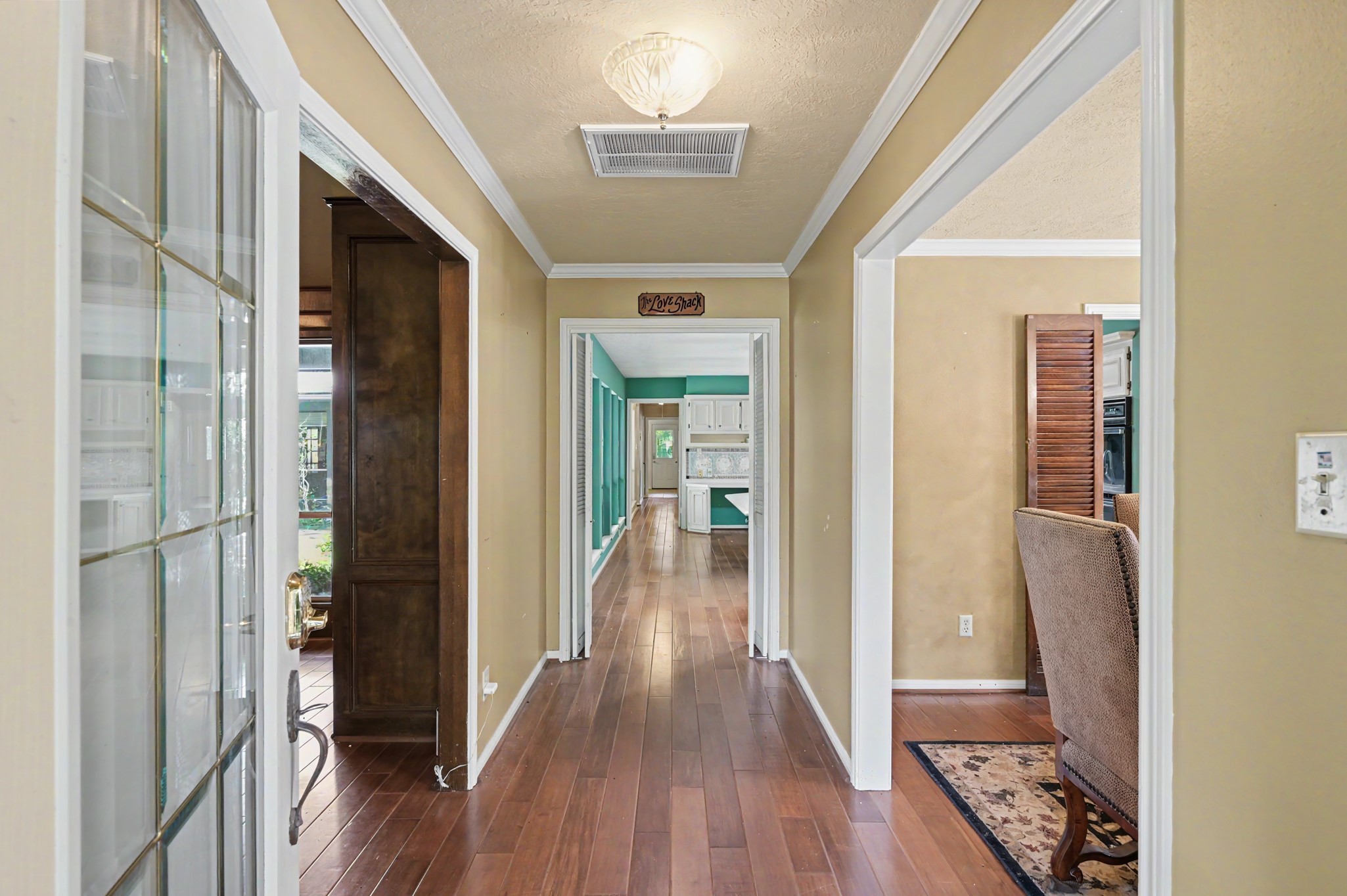 2710 N Logrun Circle Property Photo 3