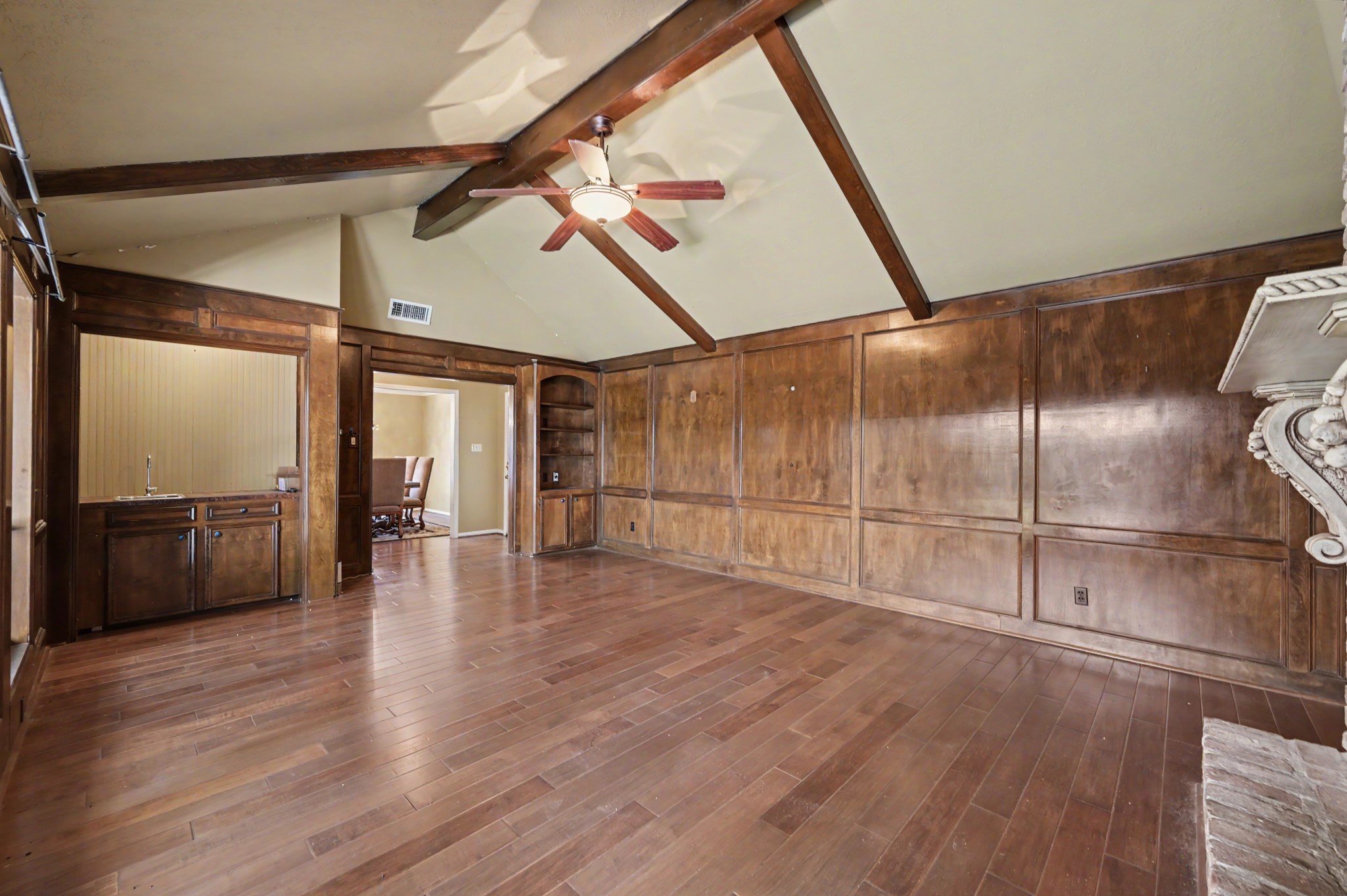 2710 N Logrun Circle Property Photo 6