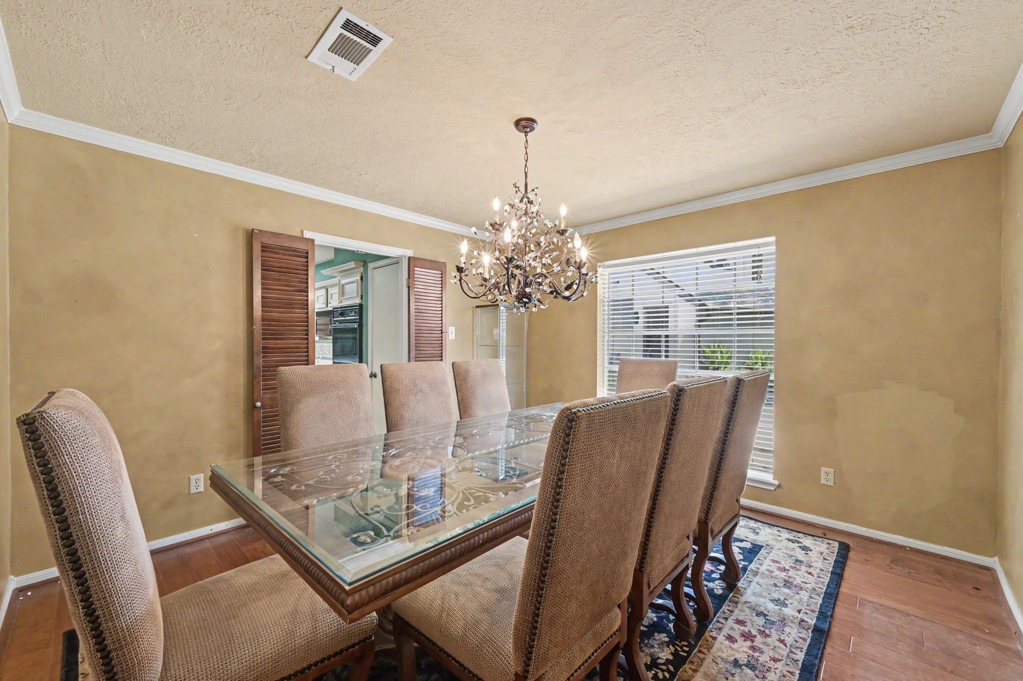 2710 N Logrun Circle Property Photo 7